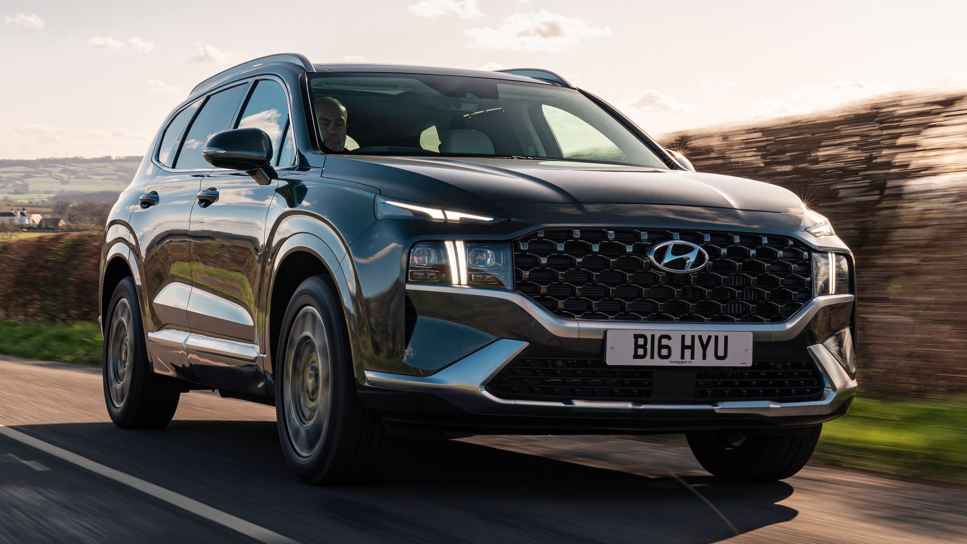 Hyundai Santa Fe SUV 