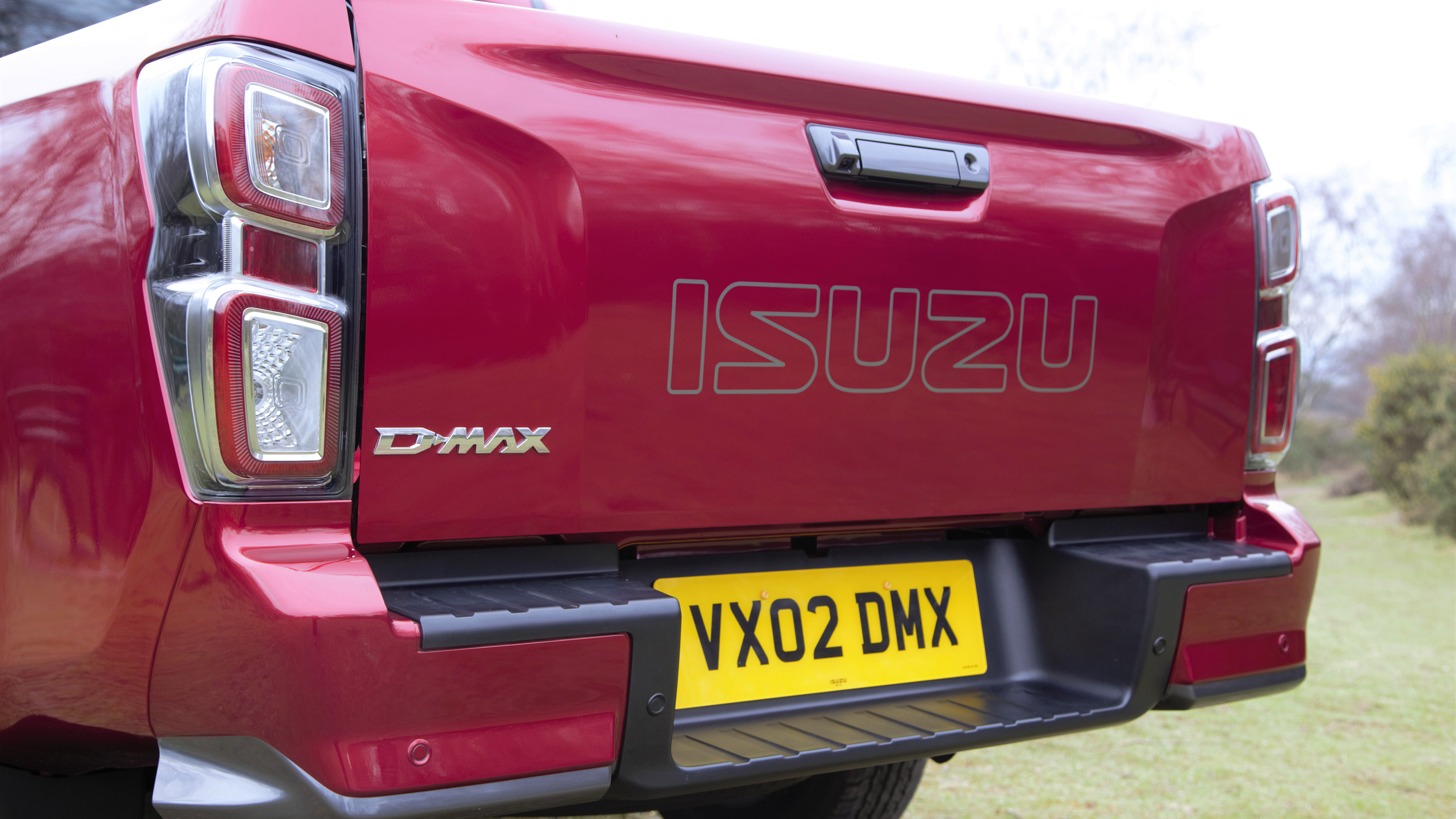 2021 Isuzu D-Max rear view
