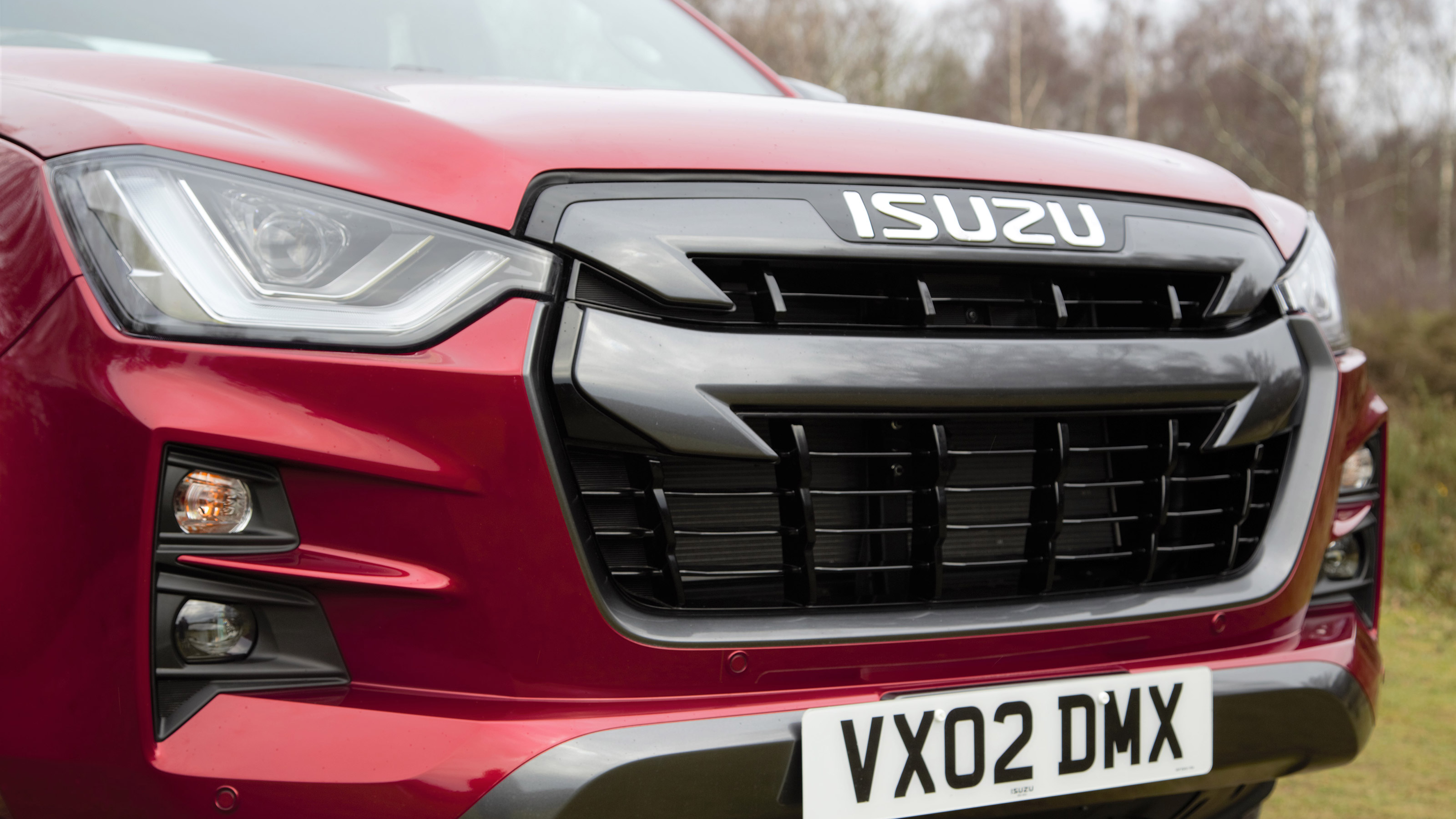 2021 Isuzu D-Max grille