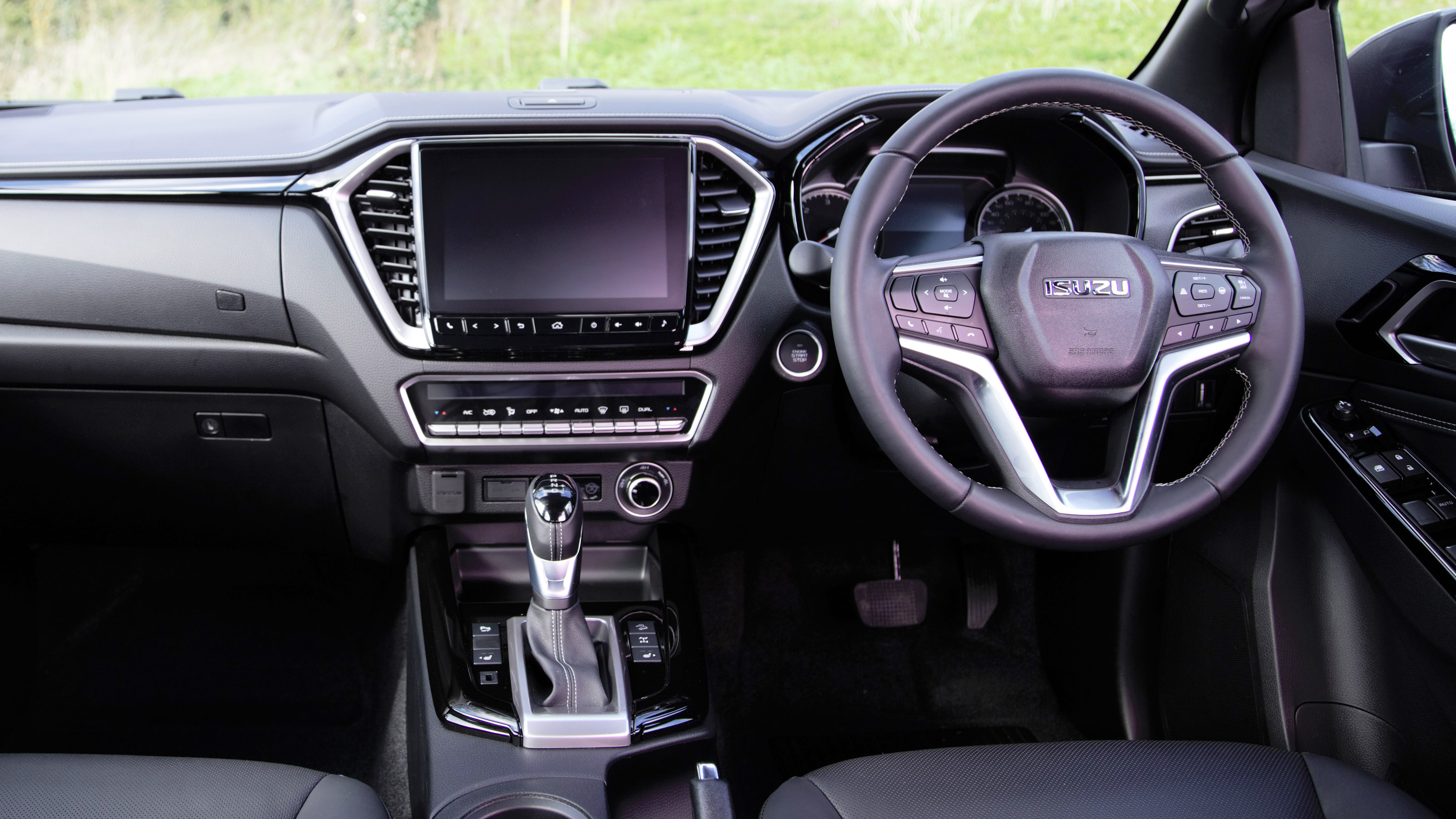 2021 Isuzu D-Max interior