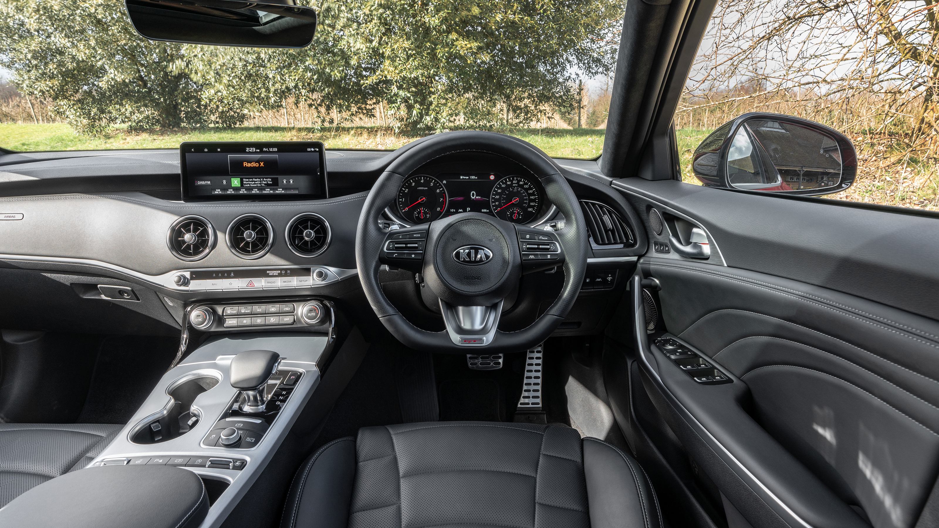 2021 Kia Stinger interior