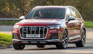 Audi SQ7 SUV front 3/4