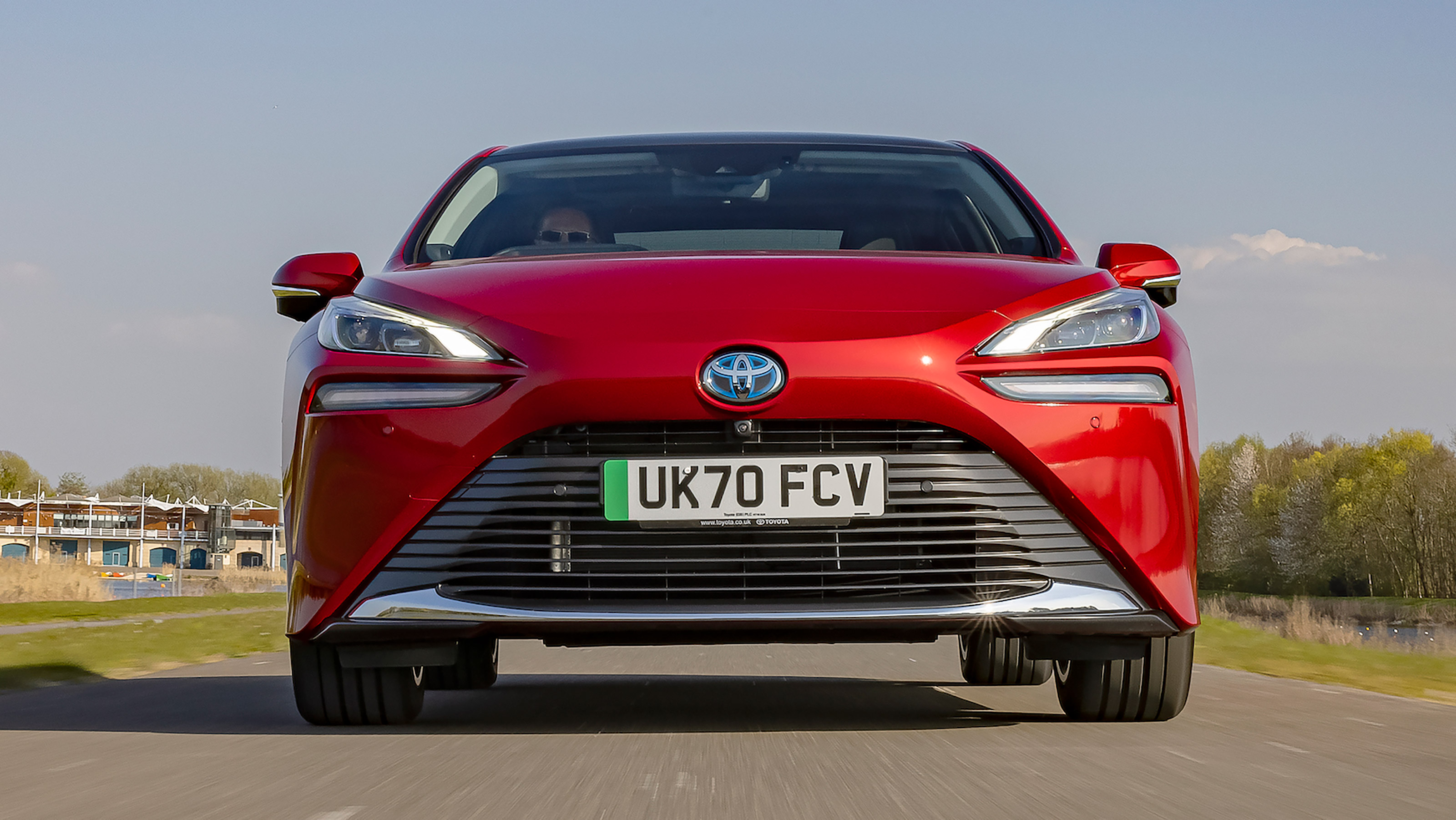 Toyota Mirai saloon front