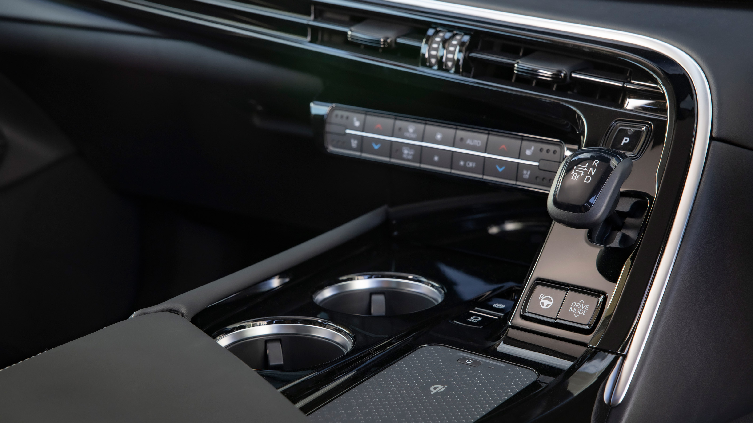 Toyota Mirai saloon centre console