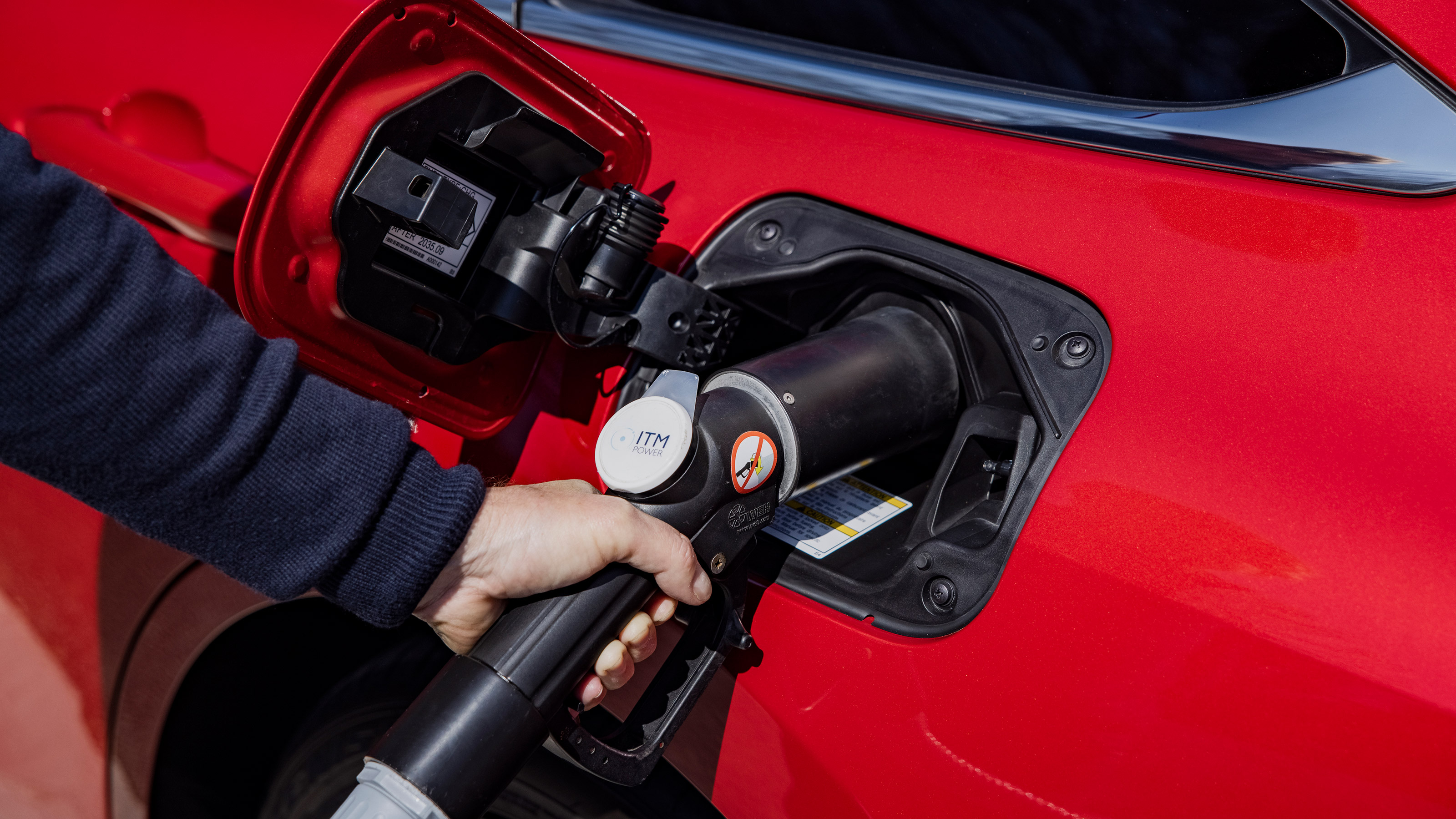 Toyota Mirai saloon charging cable