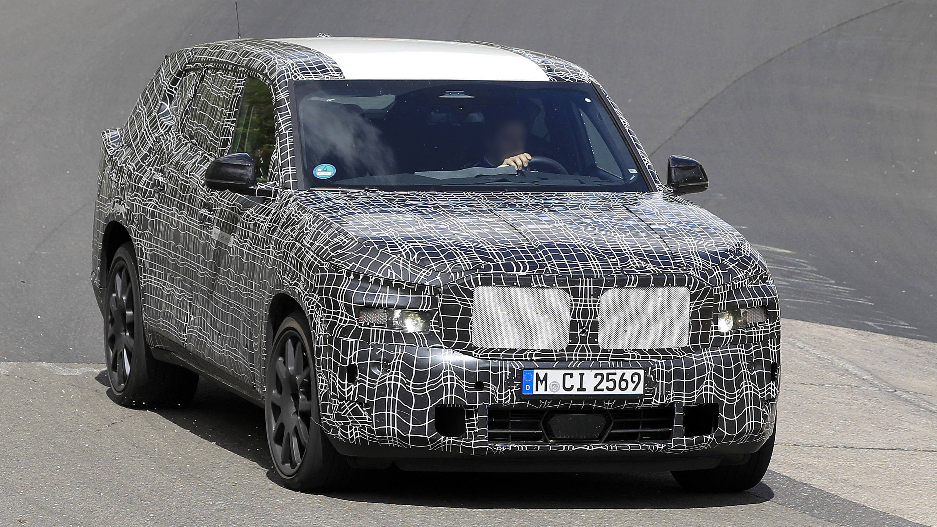 2022 BMW X8 SUV prototype - front view