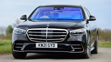 Mercedes S-Class saloon front cornering