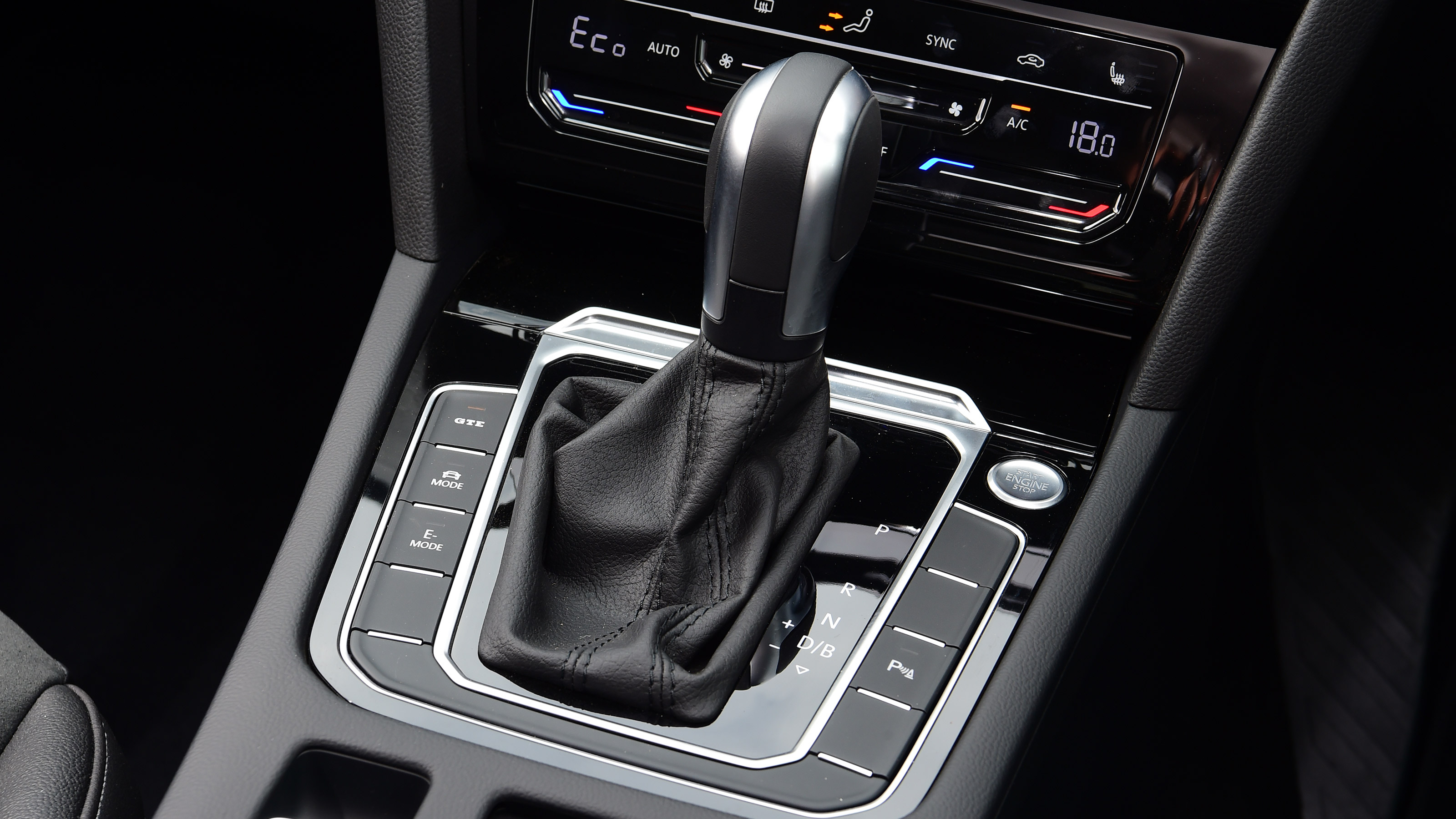 Volkswagen Arteon gear lever