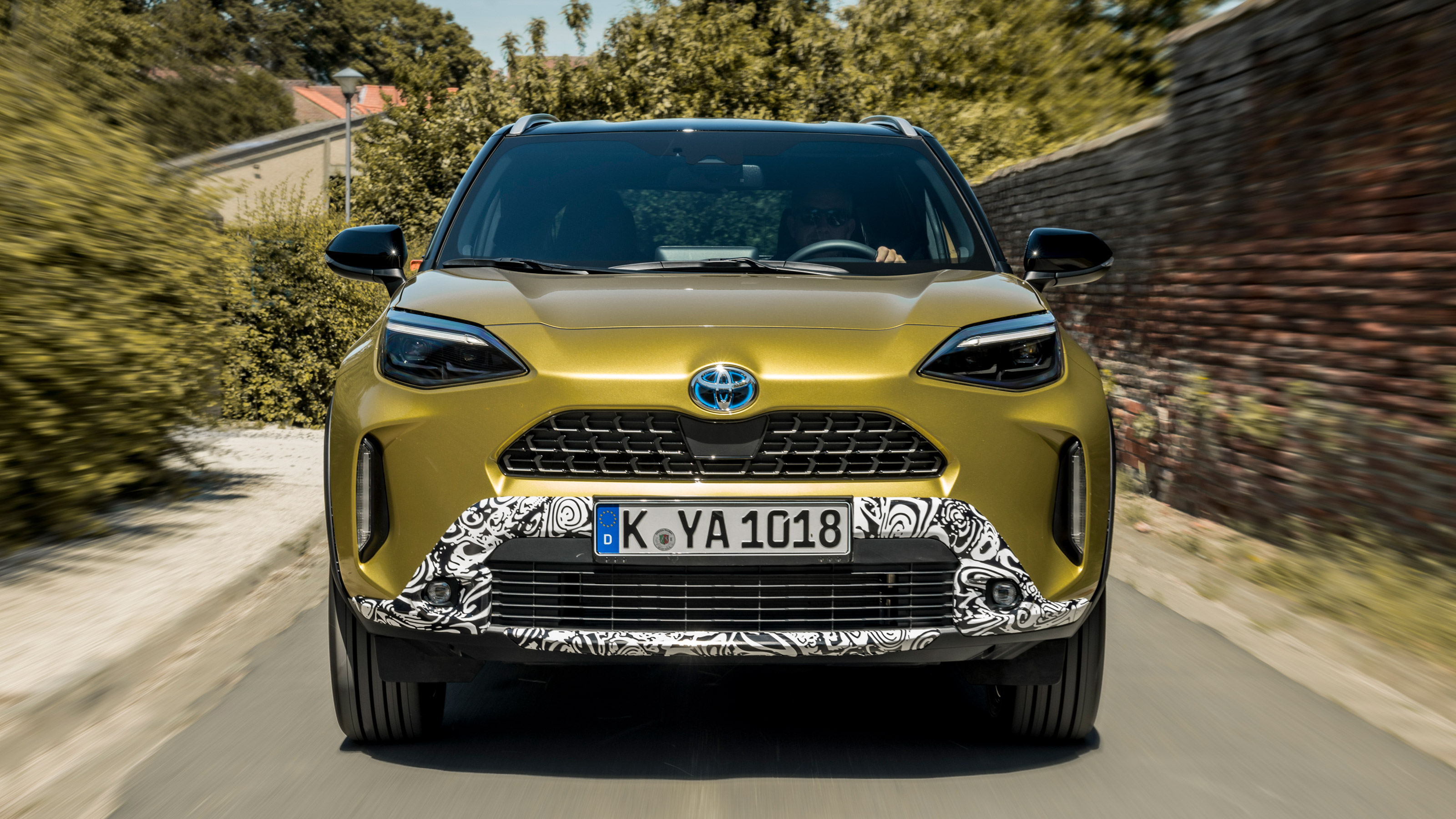 2021 Yaris Cross prototype - front on 
