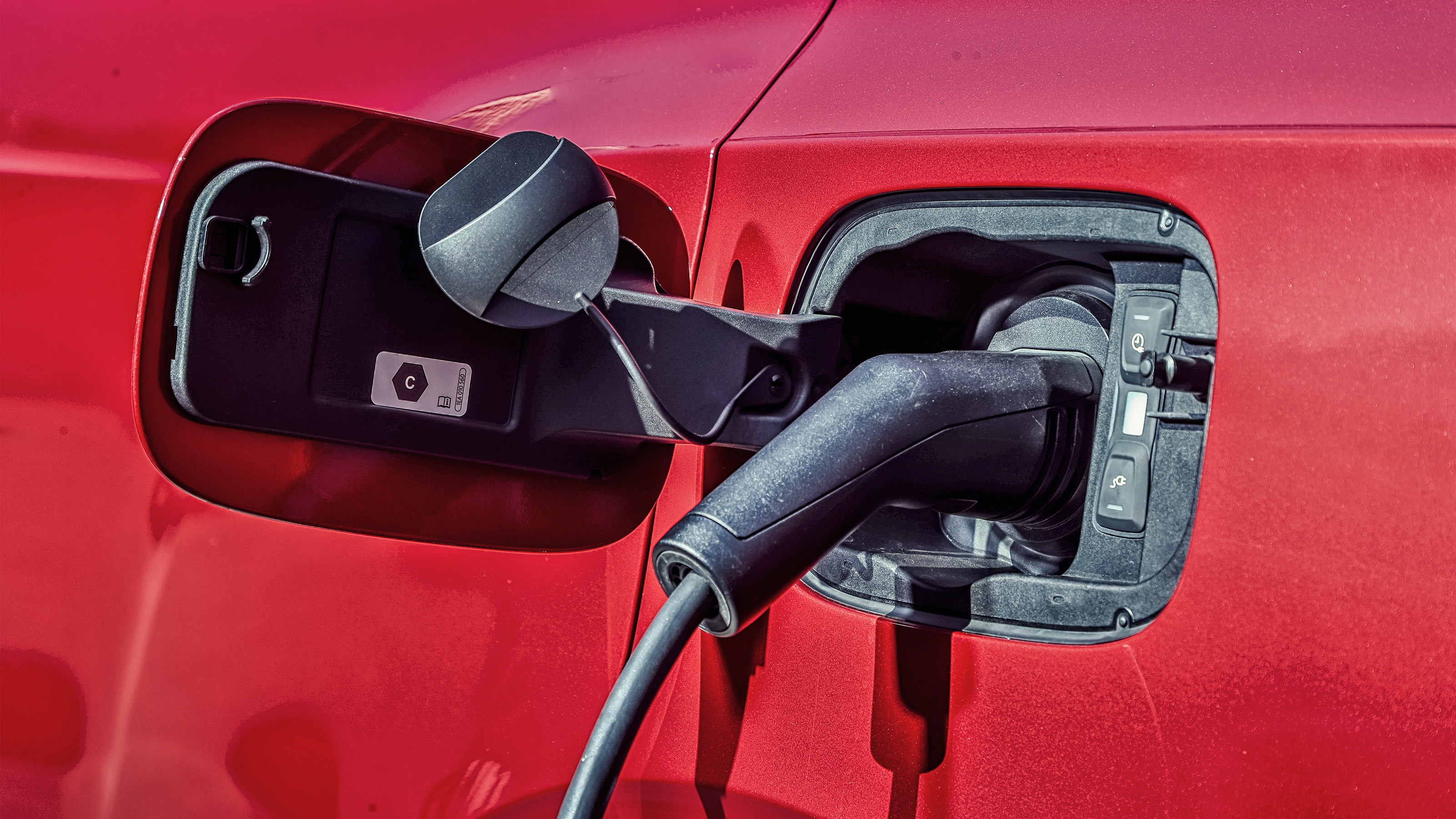 Bentley Bentayga Hybrid charging port