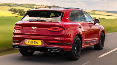 Bentley Bentayga Hybrid rear 3/4 tracking