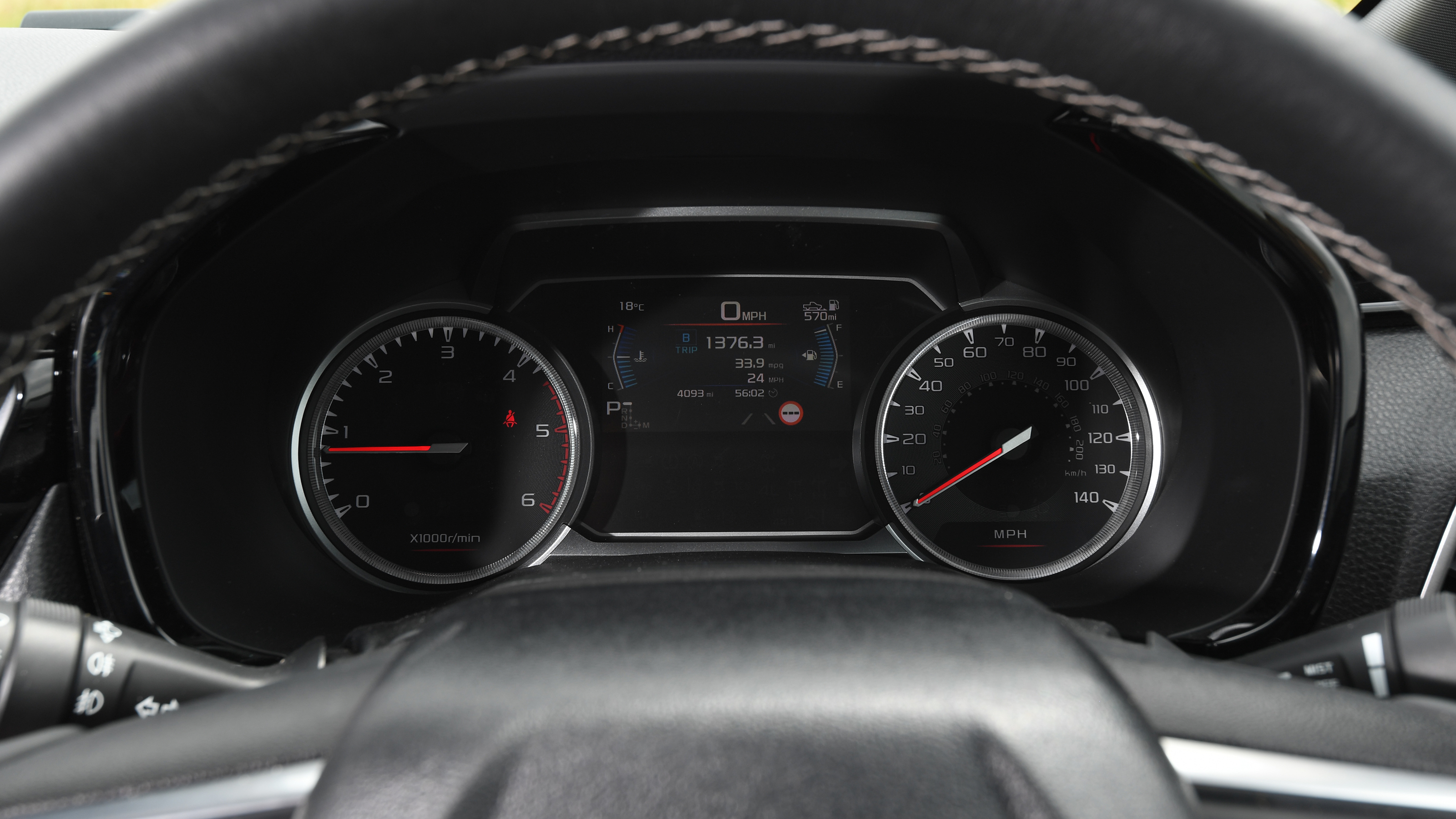 2021 Isuzu D-Max dials
