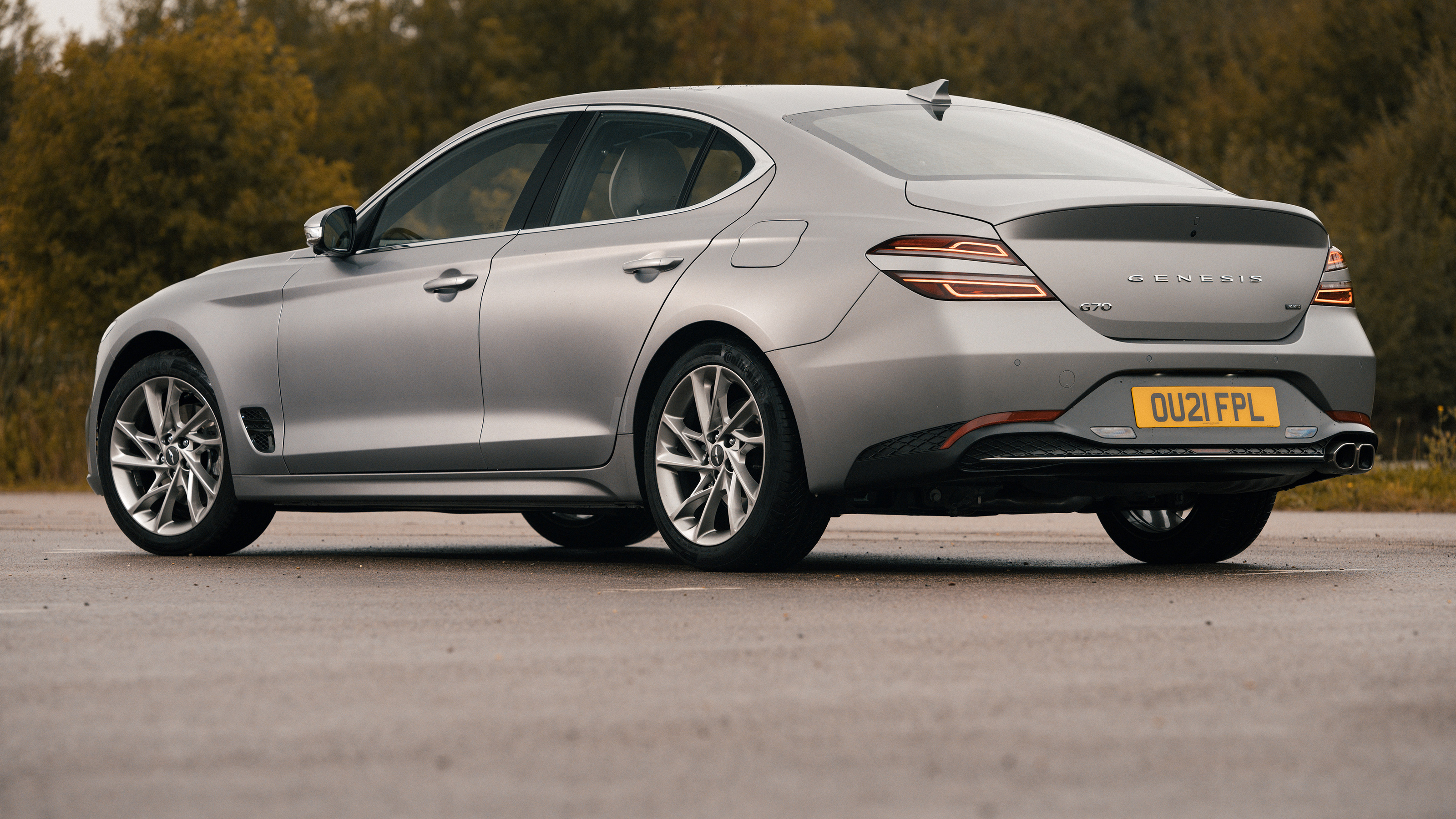 Genesis G70 saloon rear 3/4 static