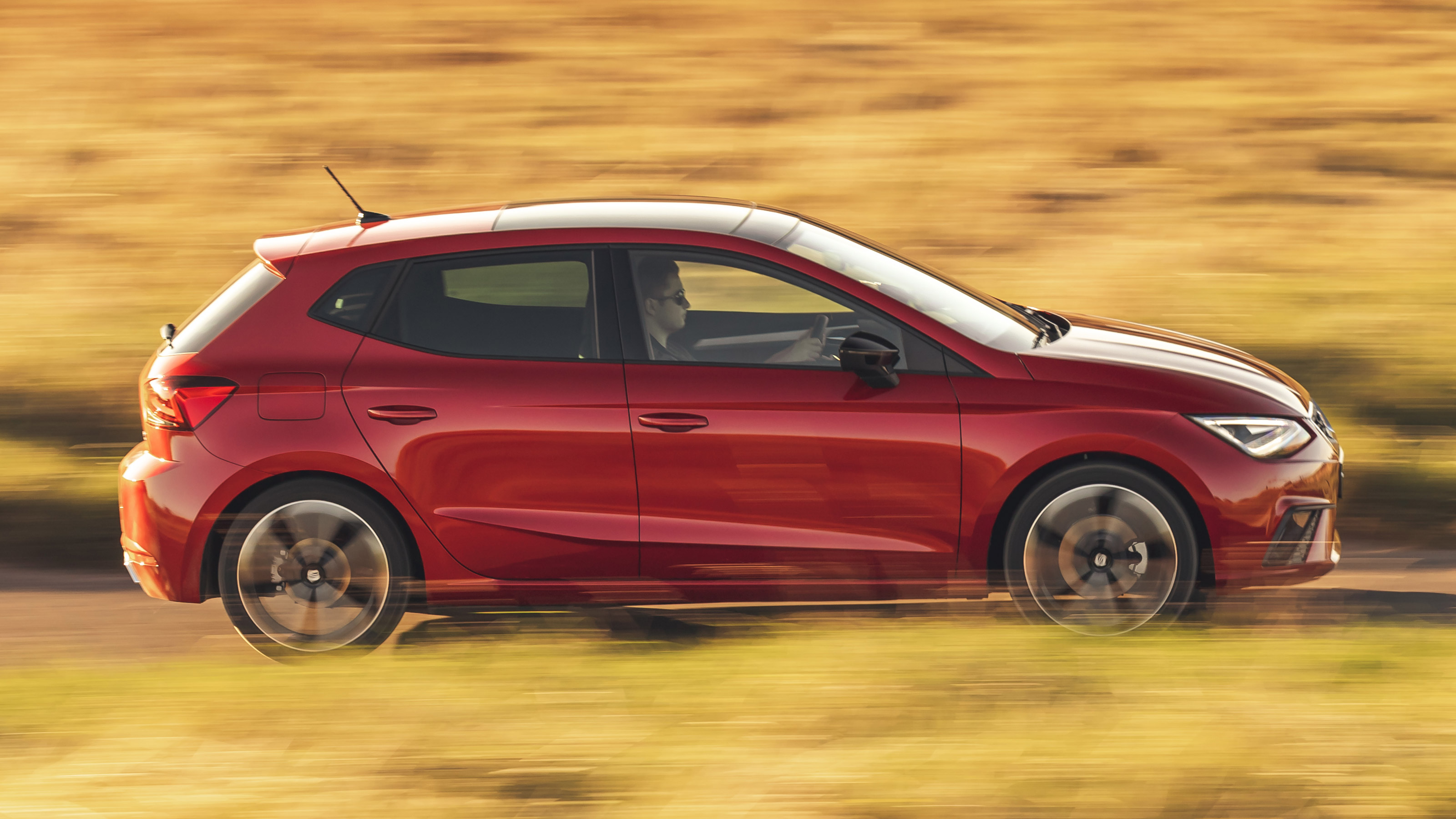 SEAT Ibiza hatchback side panning