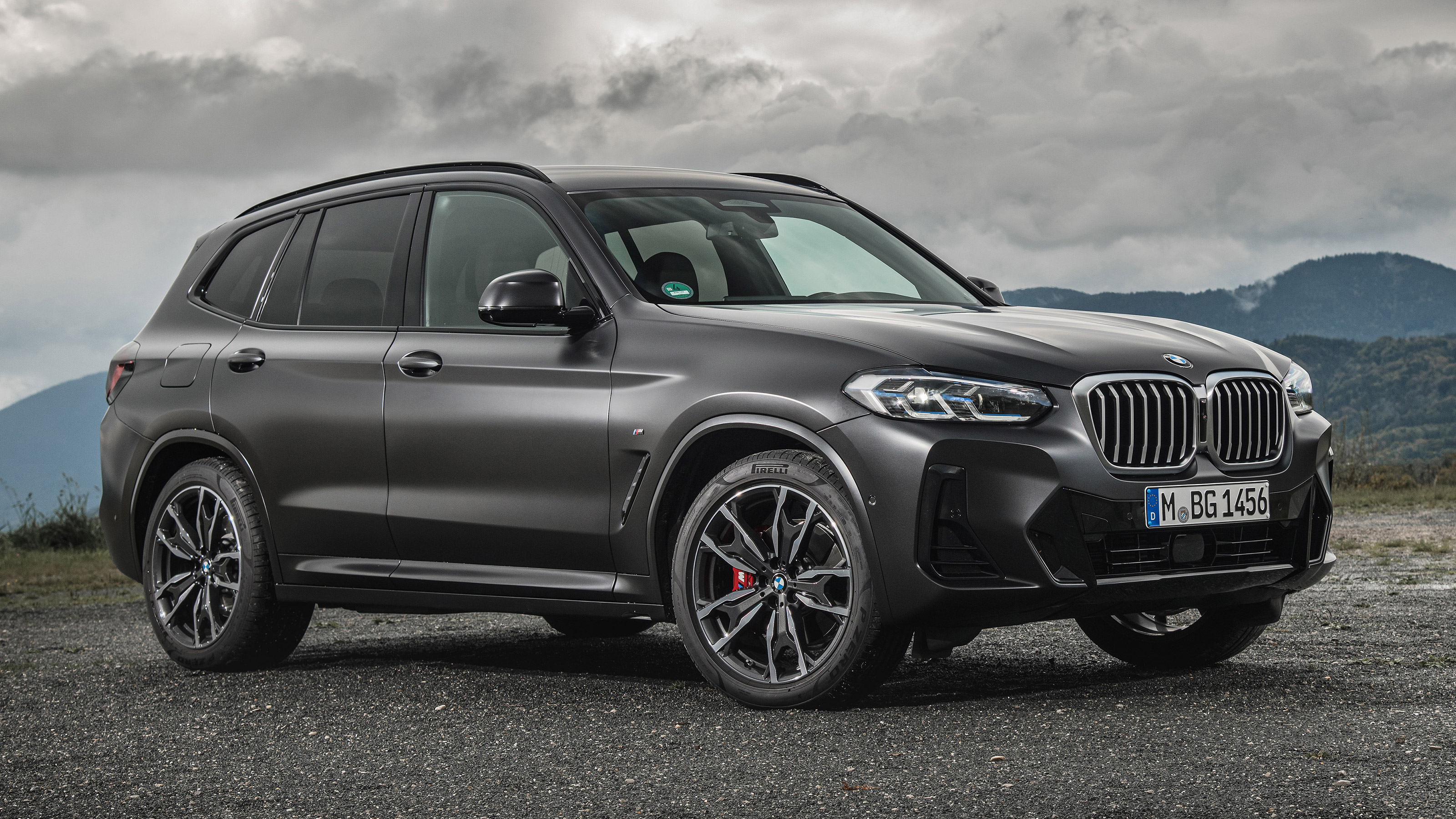BMW X3 SUV front 3/4 static