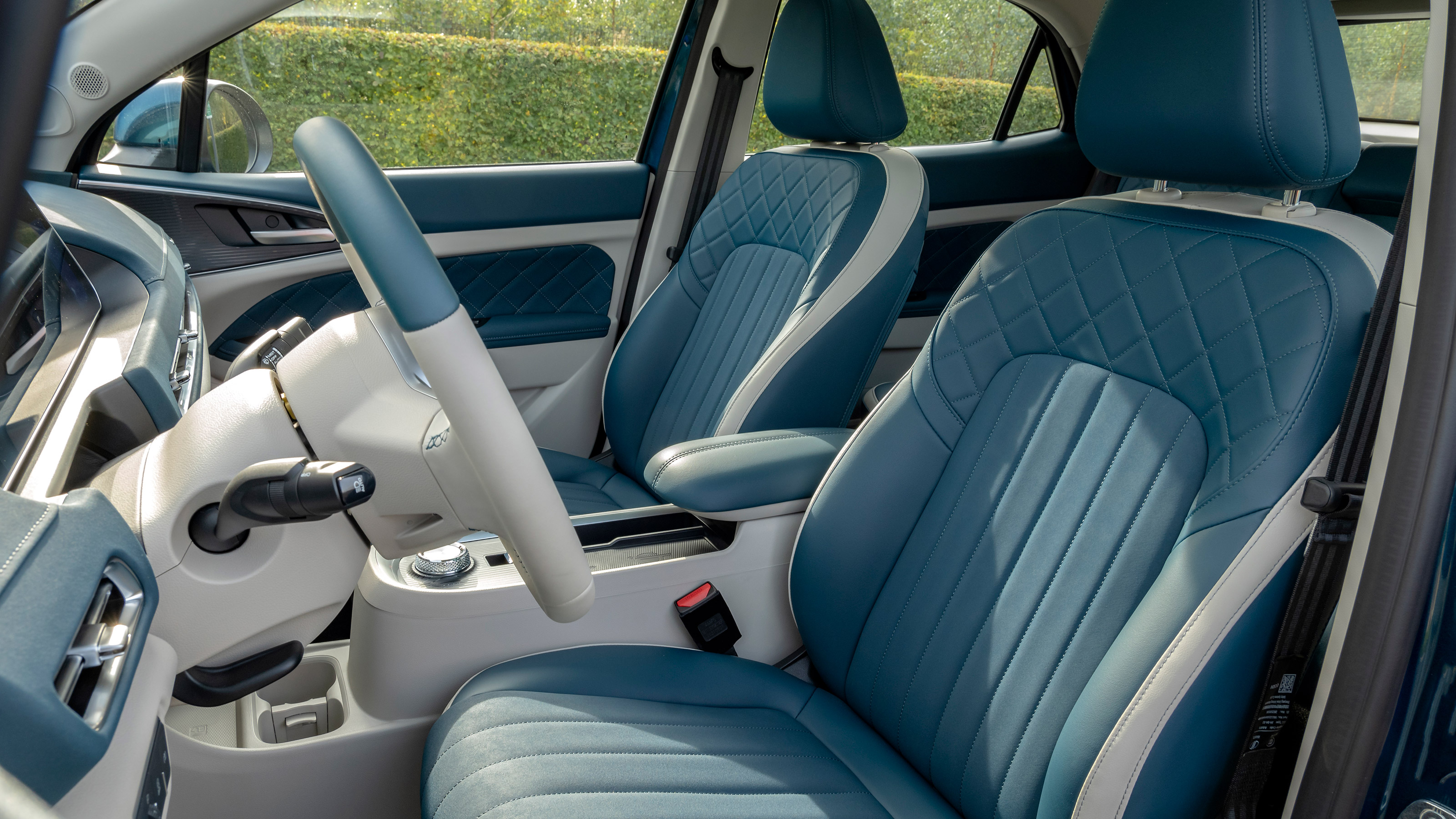 ORA Cat seats