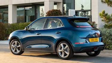 ORA Cat rear
