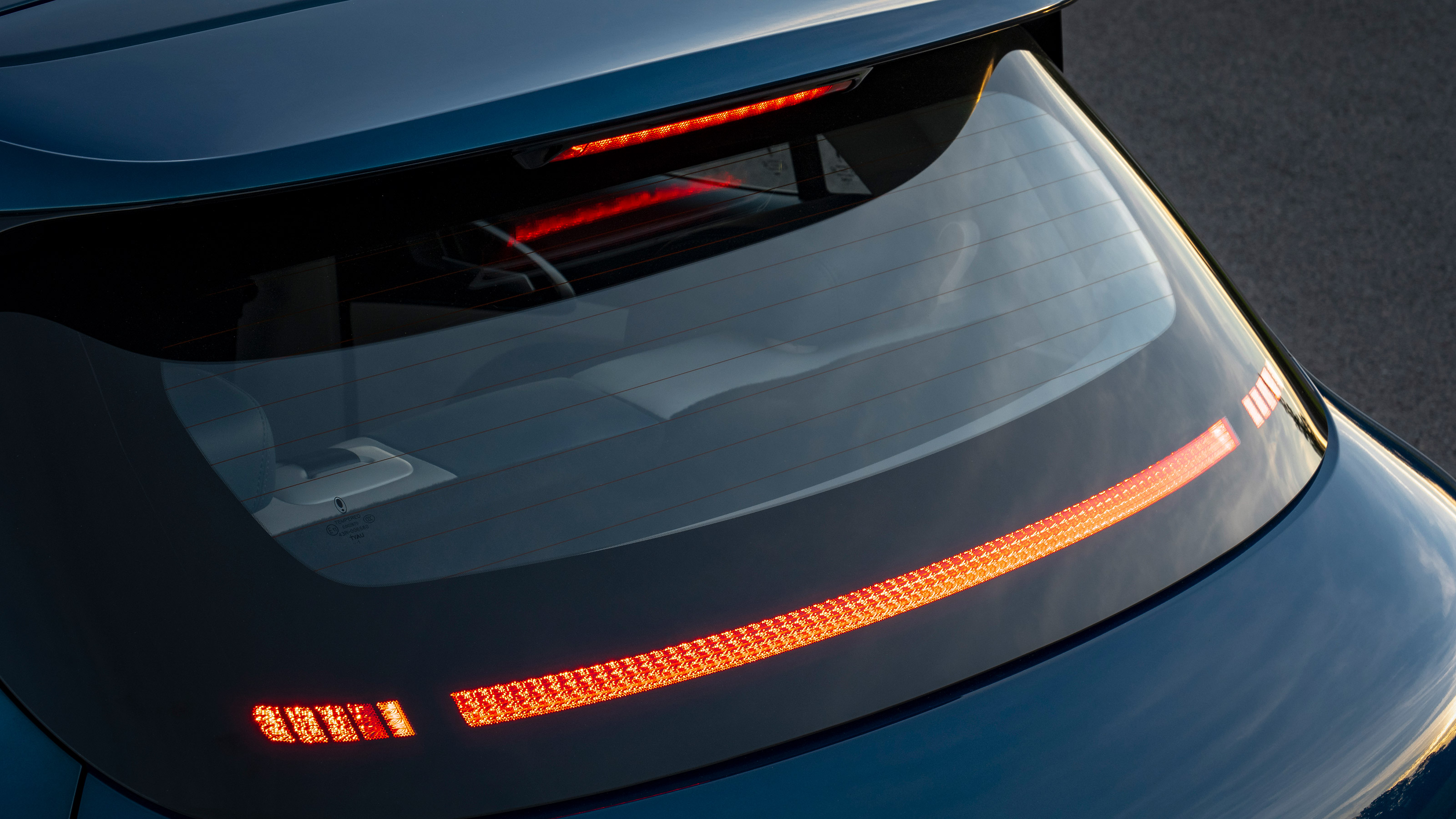 ORA Cat tail-light detail
