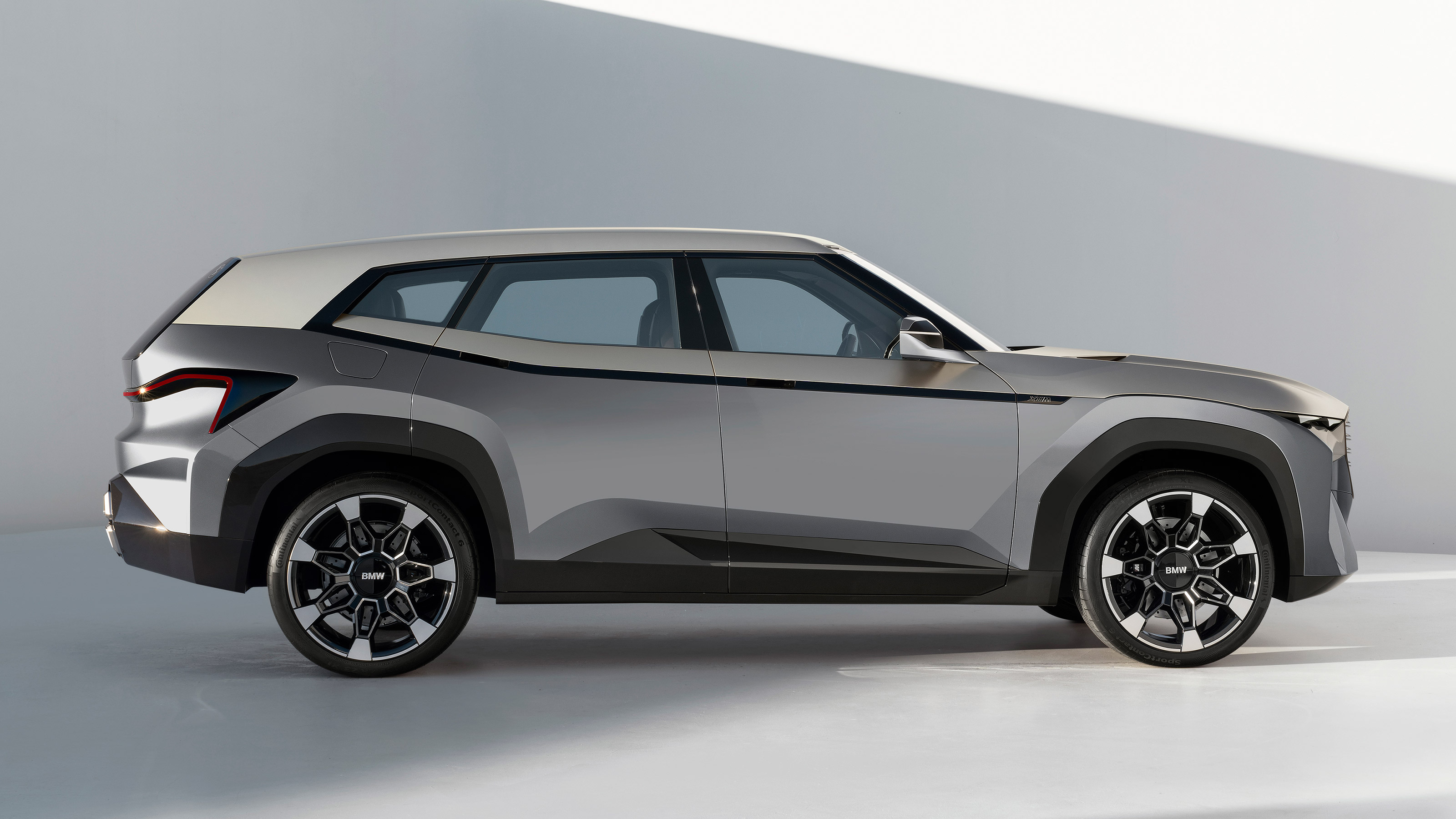 BMW Concept XM