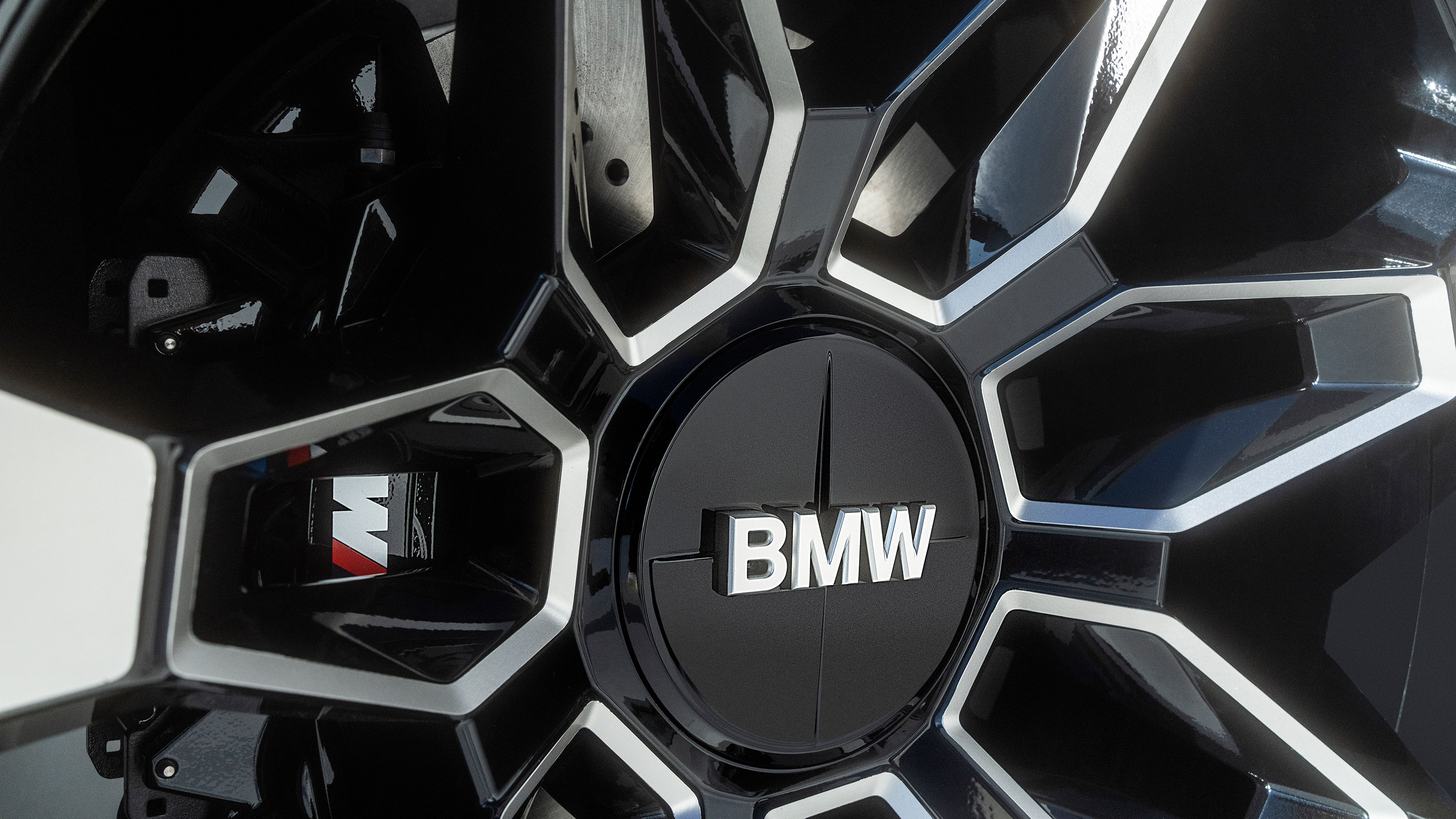 BMW Concept XM