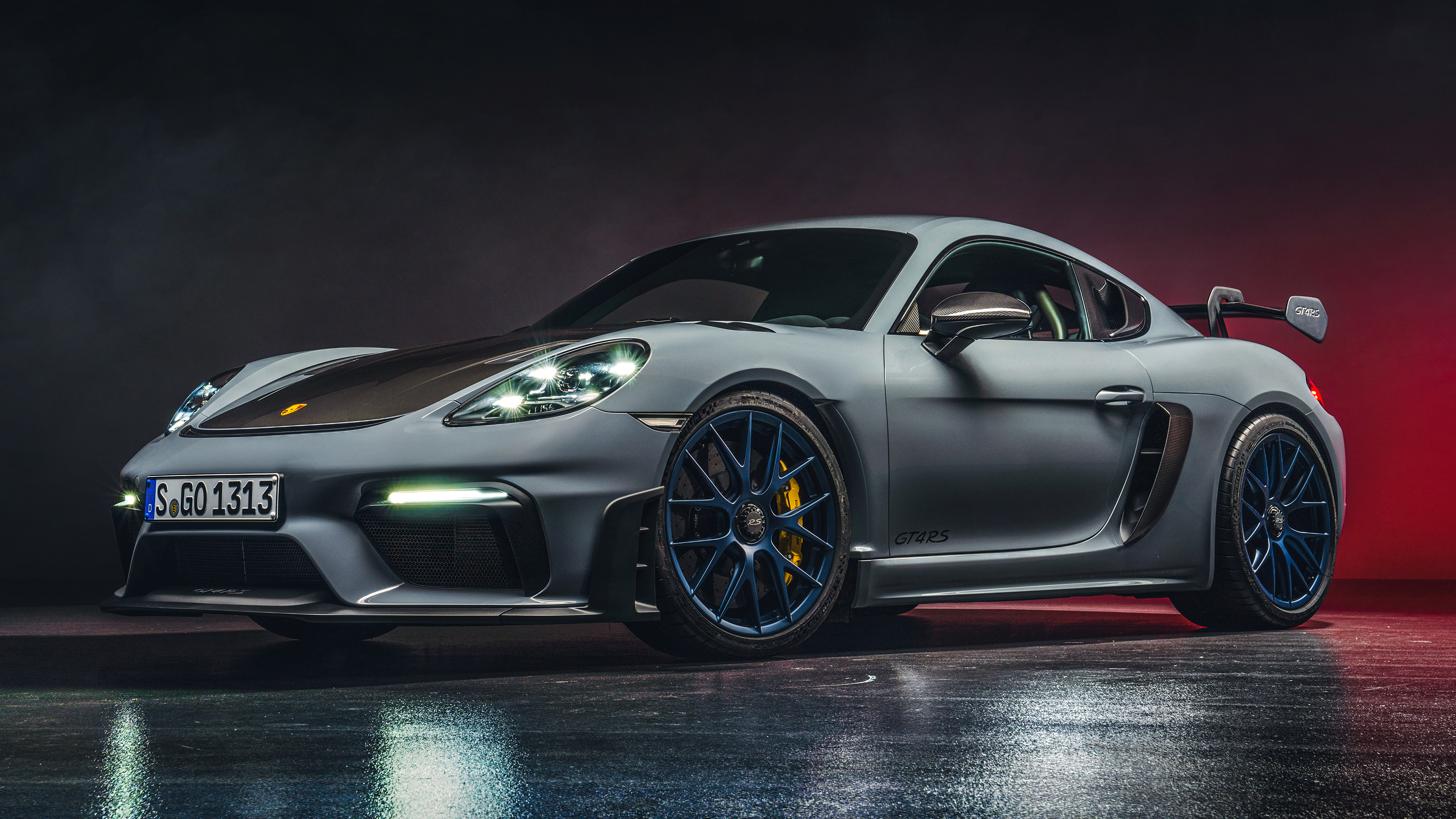 Porsche 718 Cayman GT4 RS 
