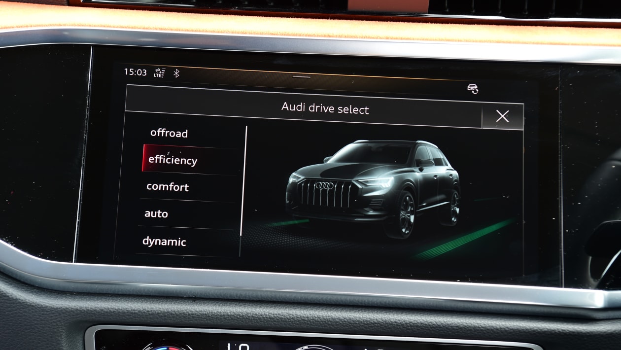 Audi Q3 screen