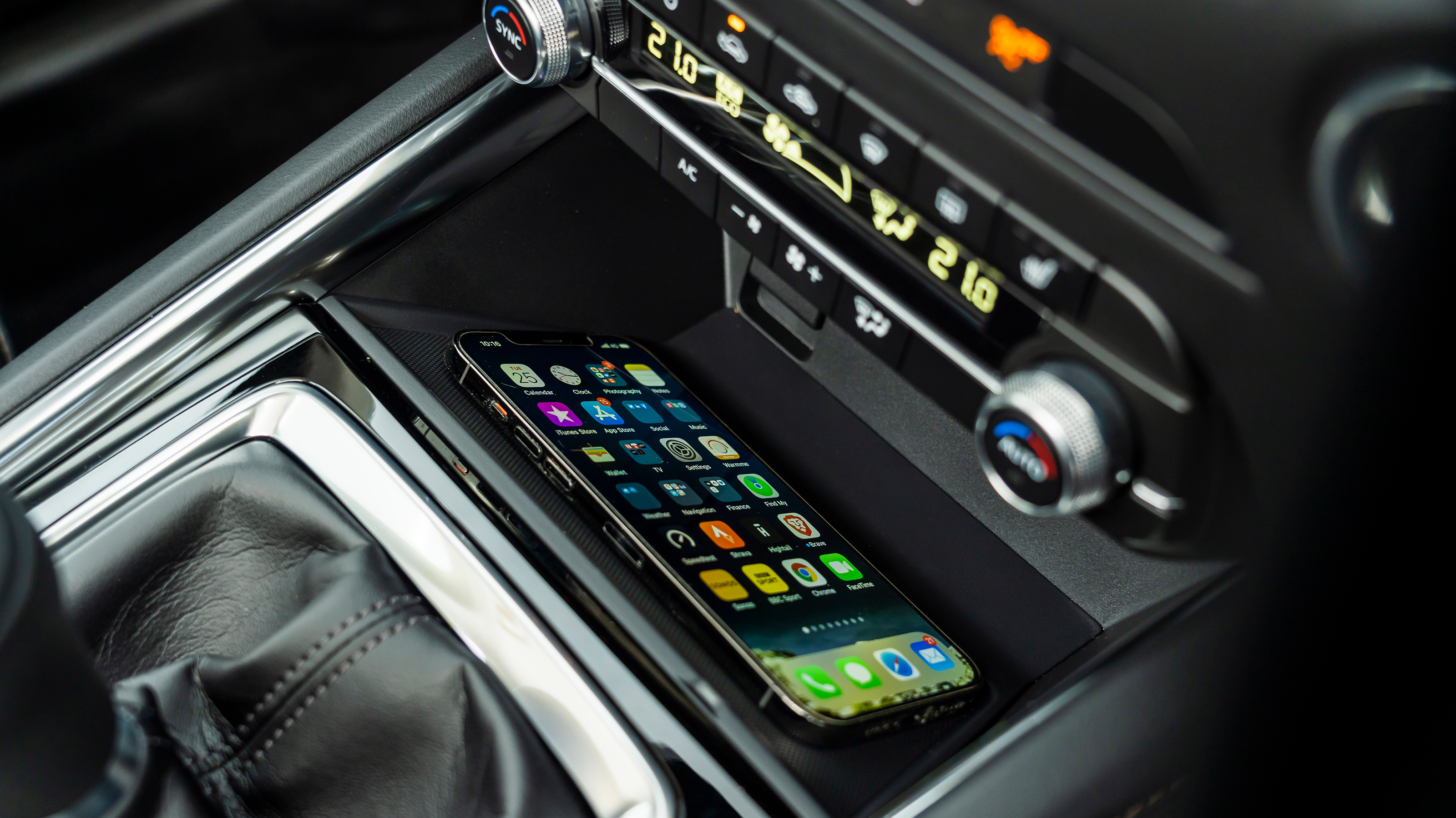 2022 Mazda CX-5 phone charging