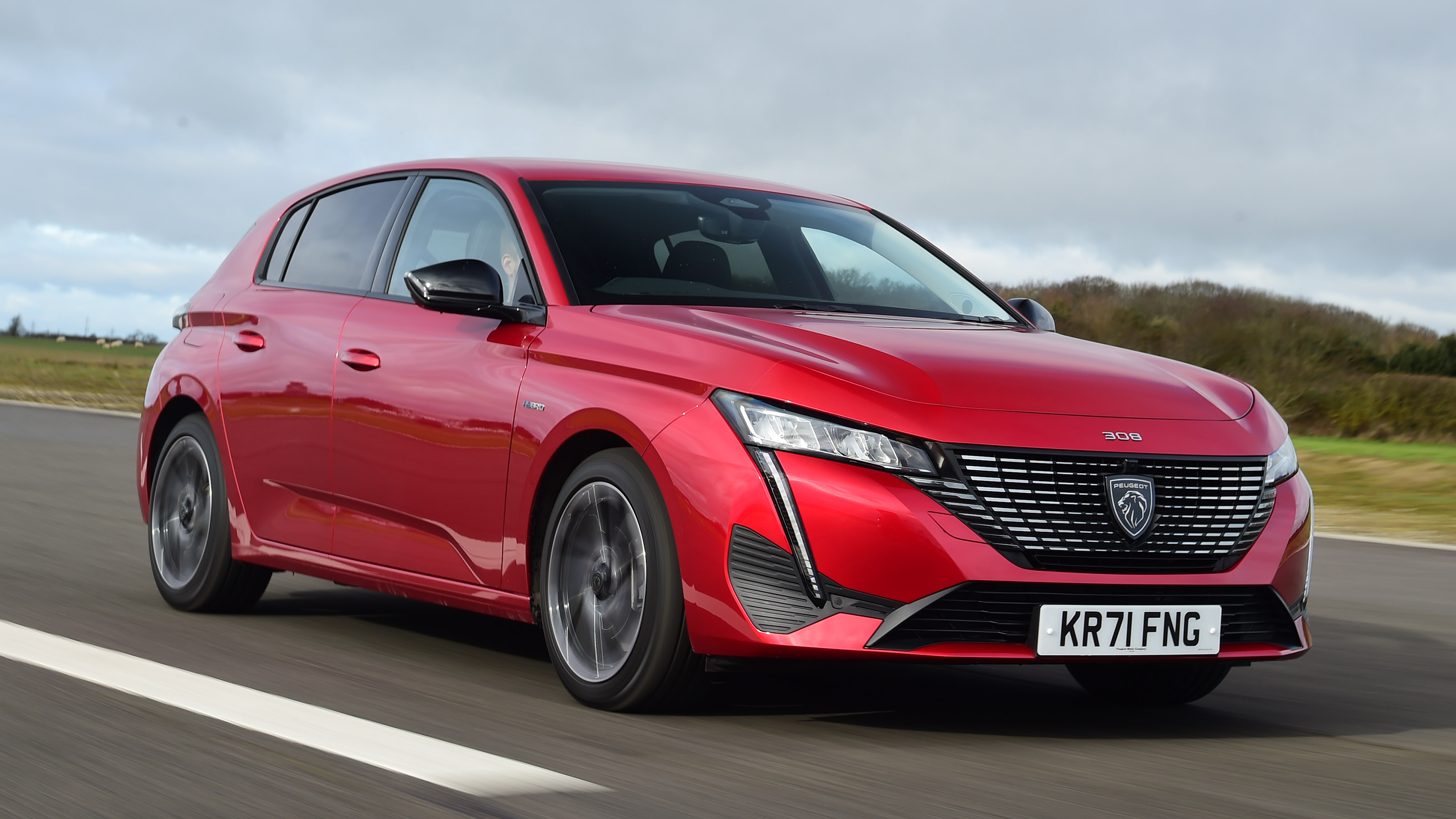 2022 Peugeot 308 driving