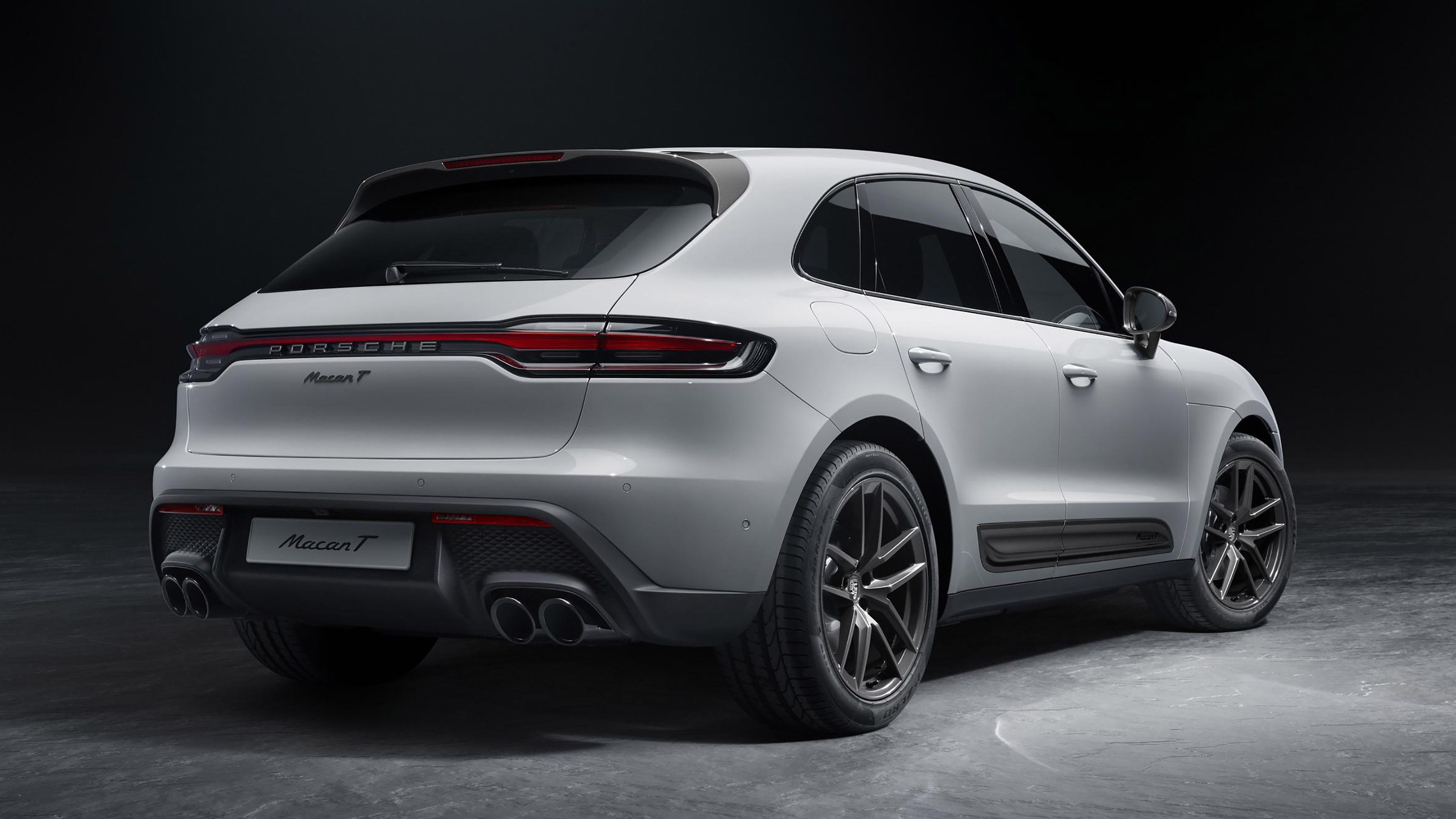 Porsche Macan T rear