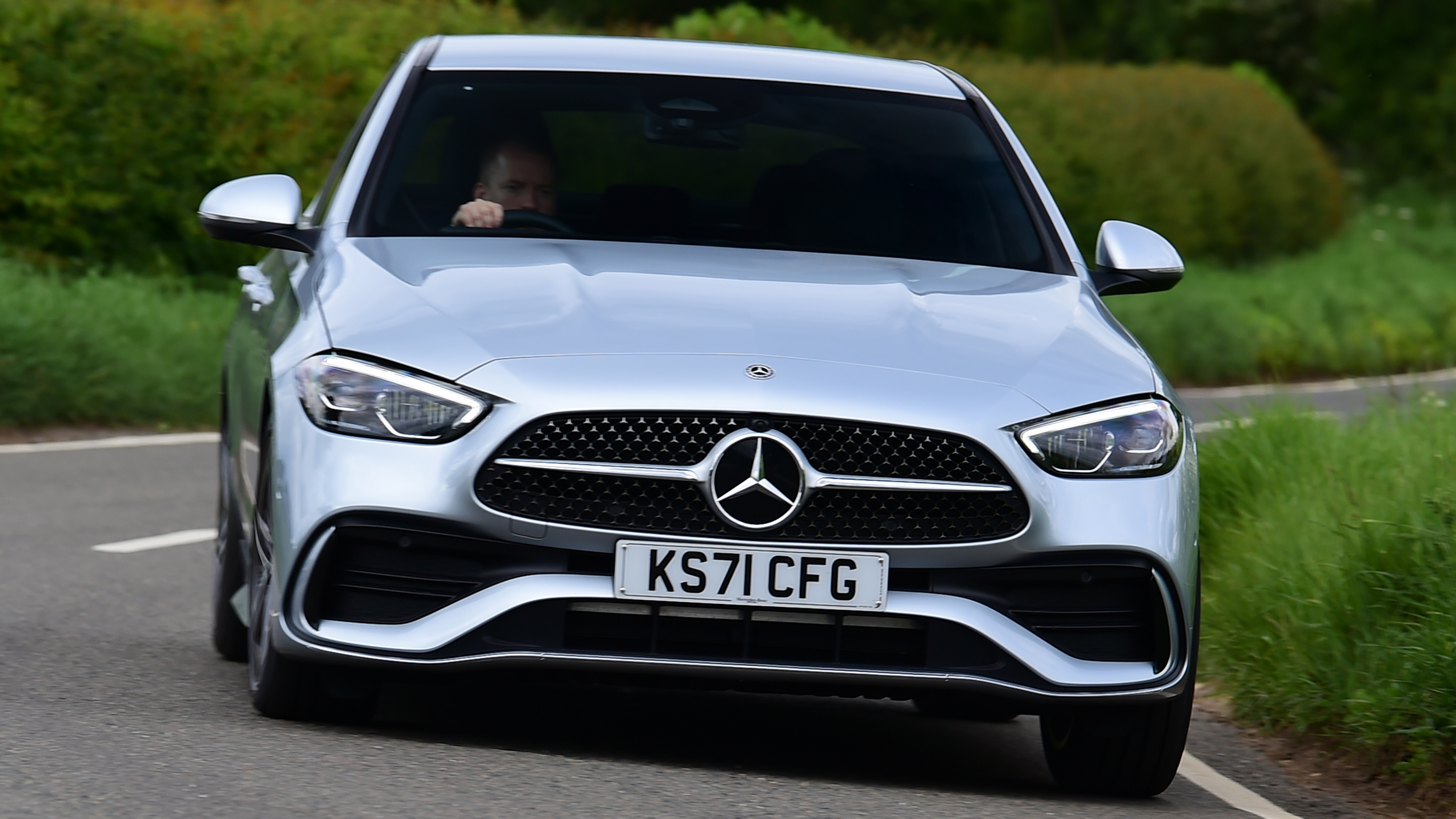 Mercedes C-Class Hybrid front cornering
