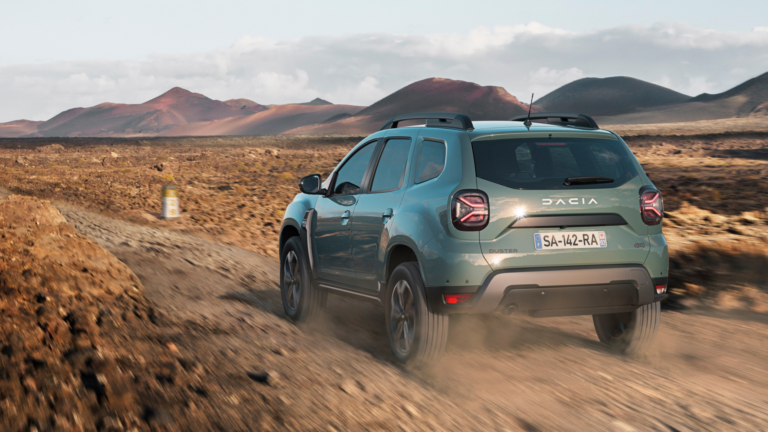 Dacia Duster new logo - rear