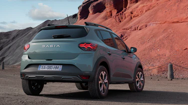 Dacia Sandero Stepway rear new logo