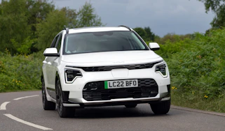 2022 Kia Niro EV cornering