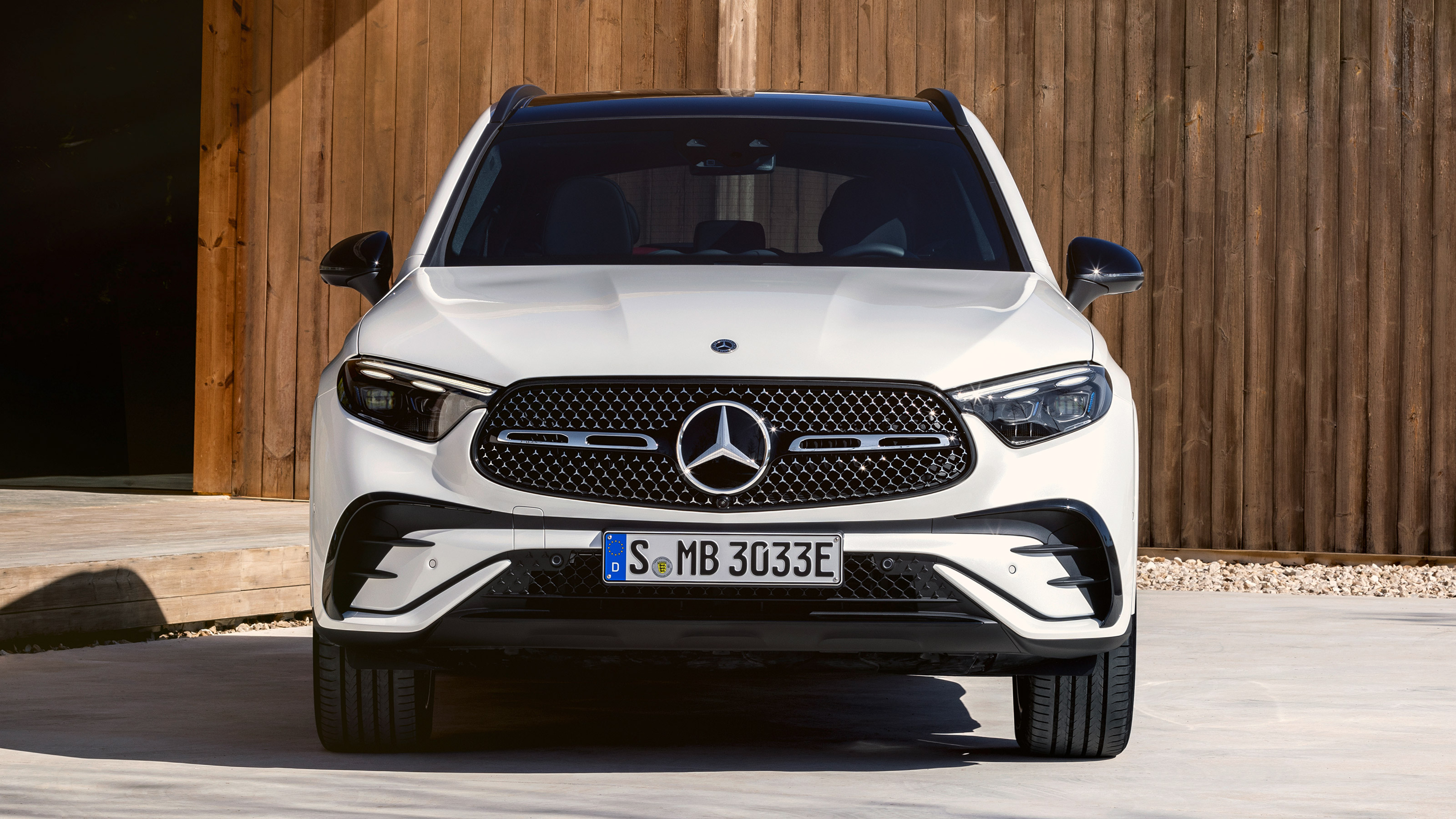 2022 Mercedes GLC Front