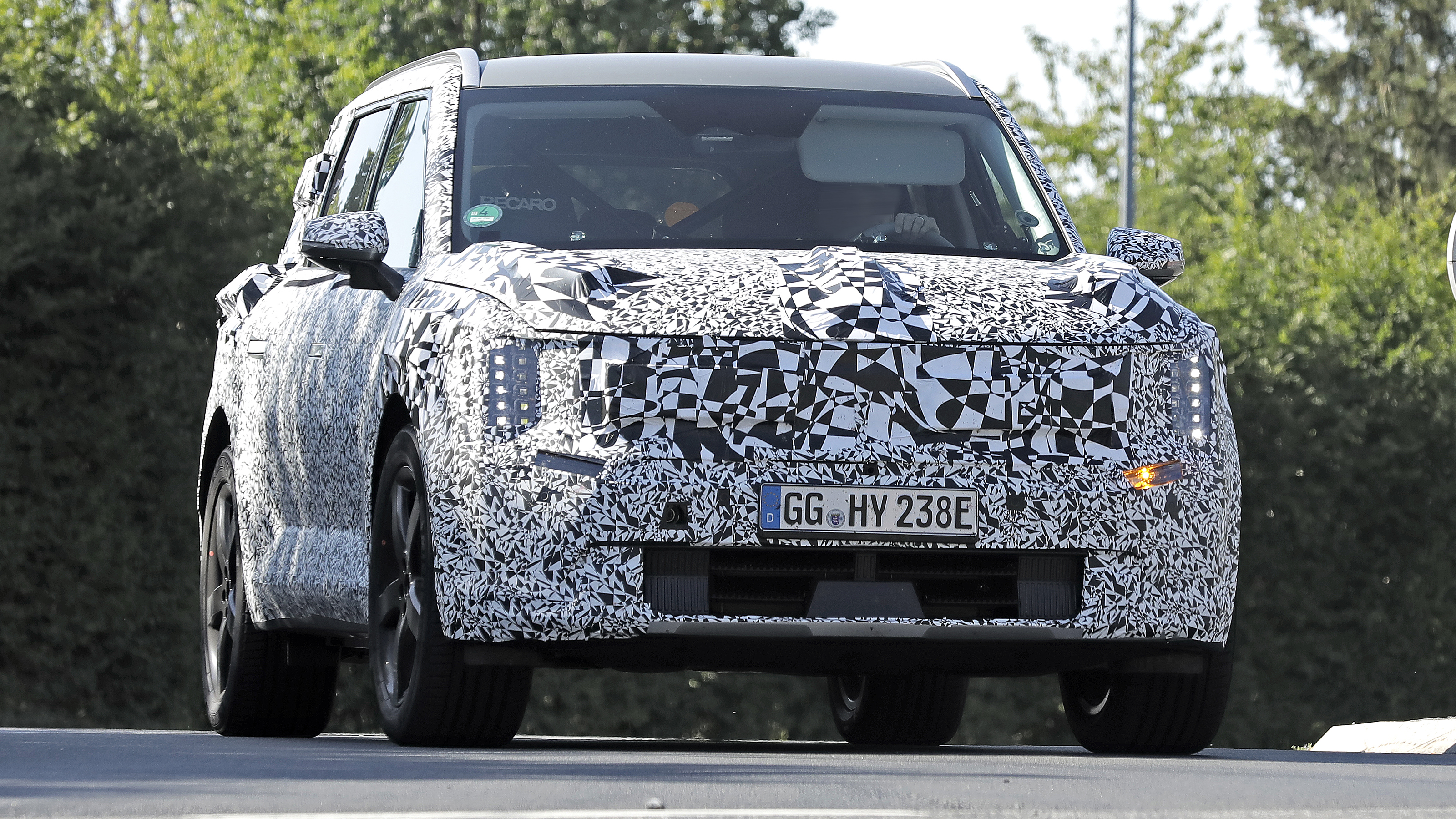 Kia EV9 SUV front driver side