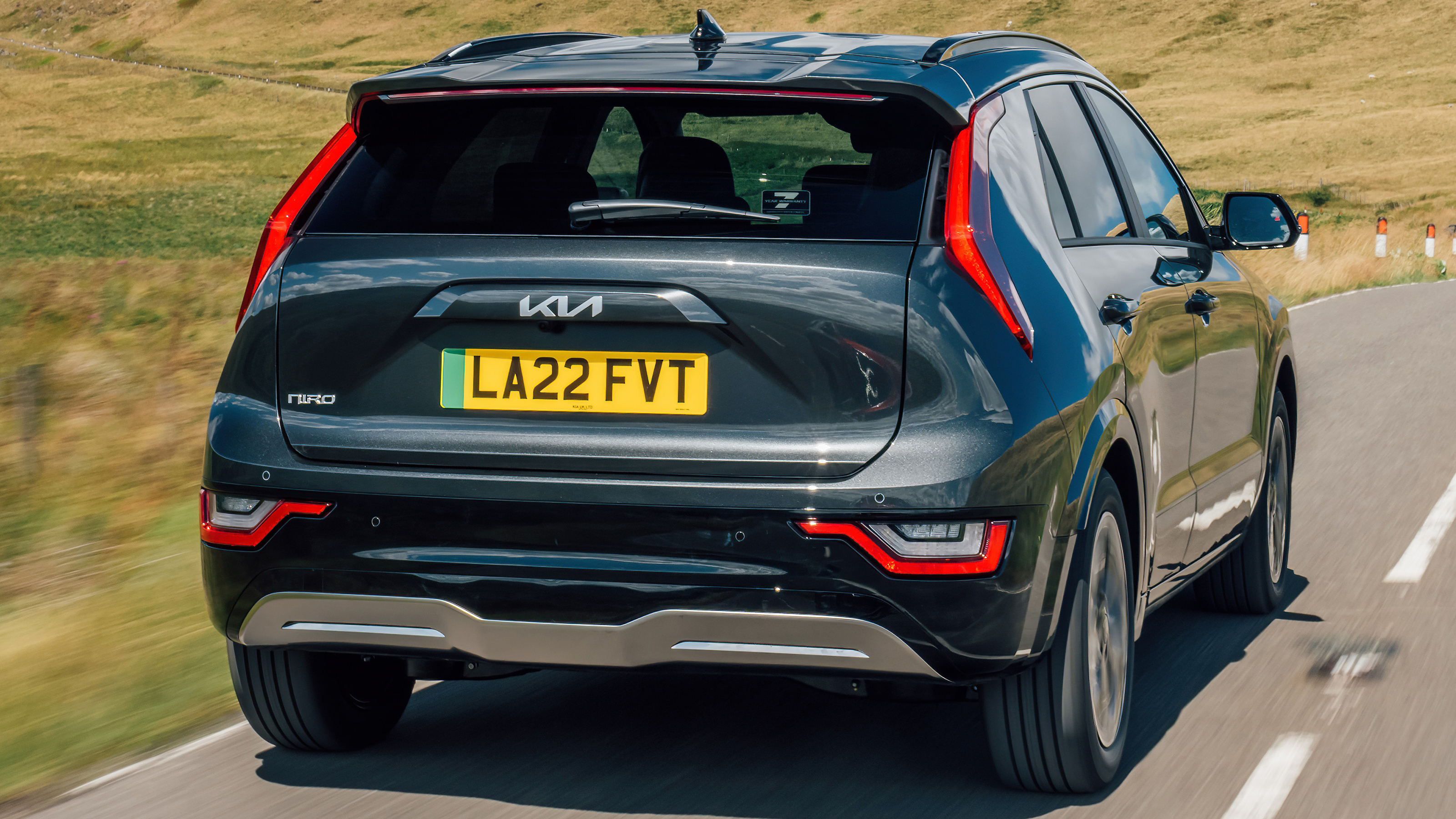 Kia Niro EV rear 3/4 tracking
