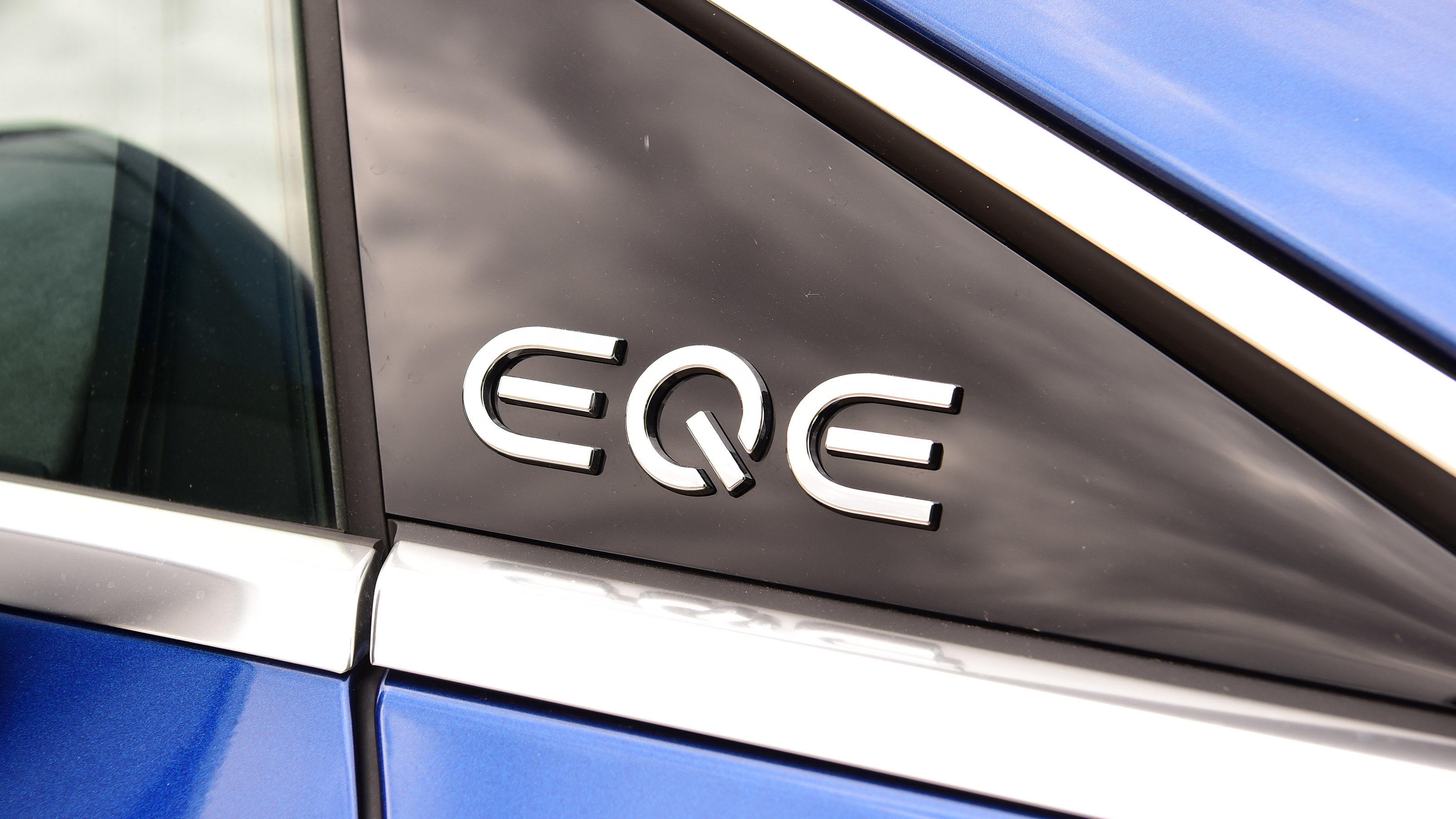 Mercedes EQE 350+ side badge
