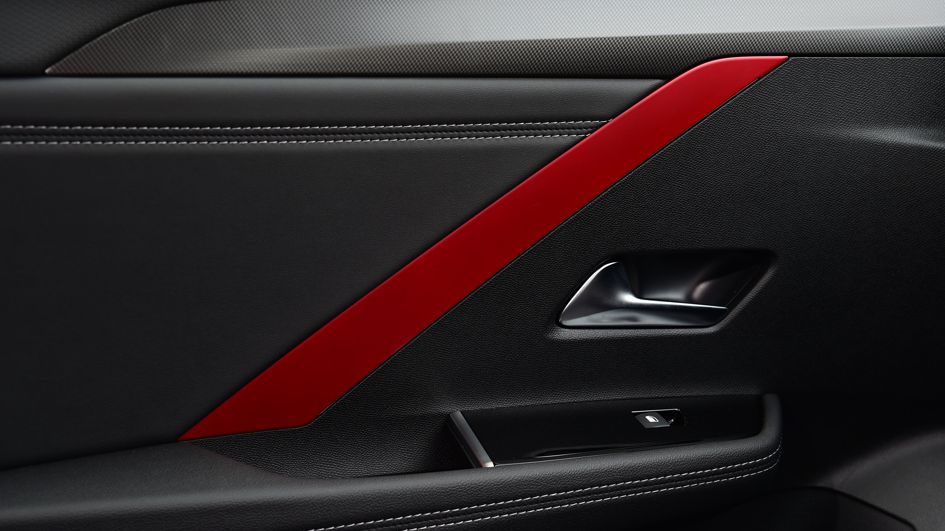 Vauxhall Astra hatchback doors