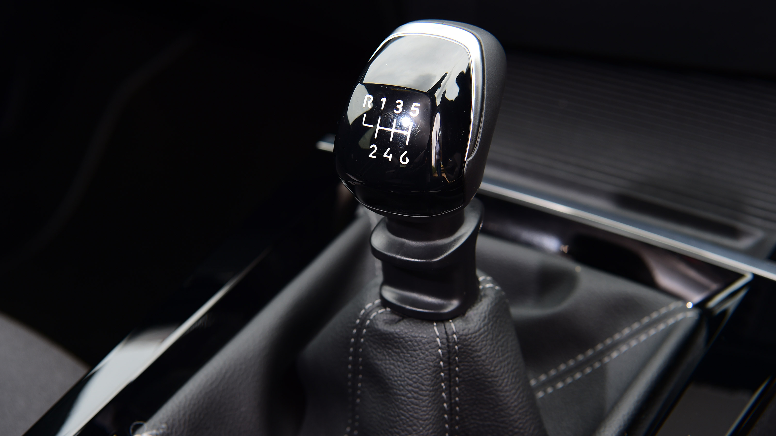 Vauxhall Astra hatchback gearlever