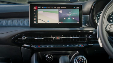 Alfa Romeo Tonale SUV infotainment display