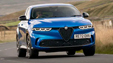 Alfa Romeo Tonale SUV front cornering