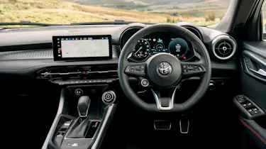Alfa Romeo Tonale SUV interior
