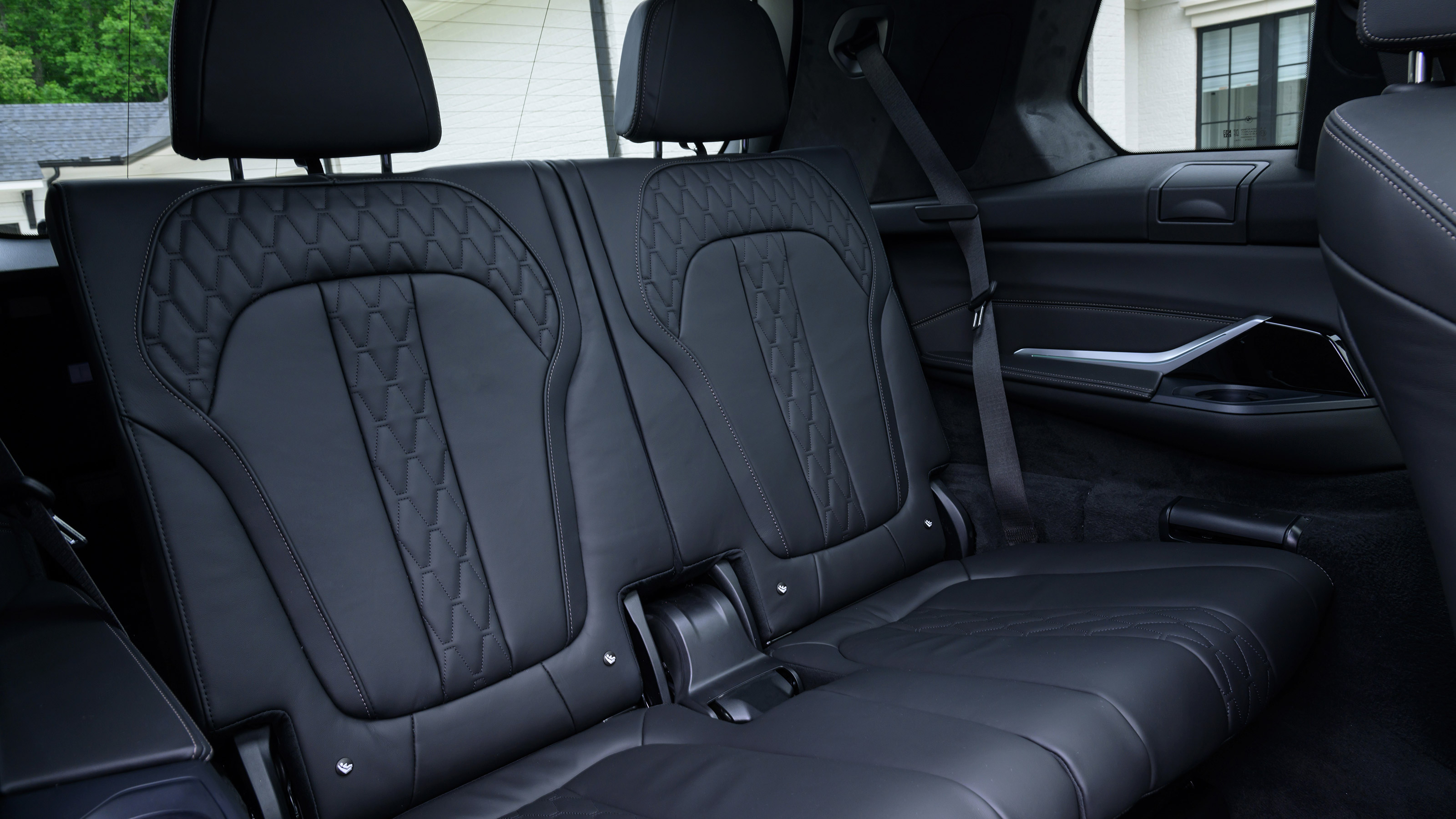 BMW X7 SUV third row