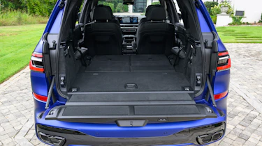 BMW X7 SUV boot