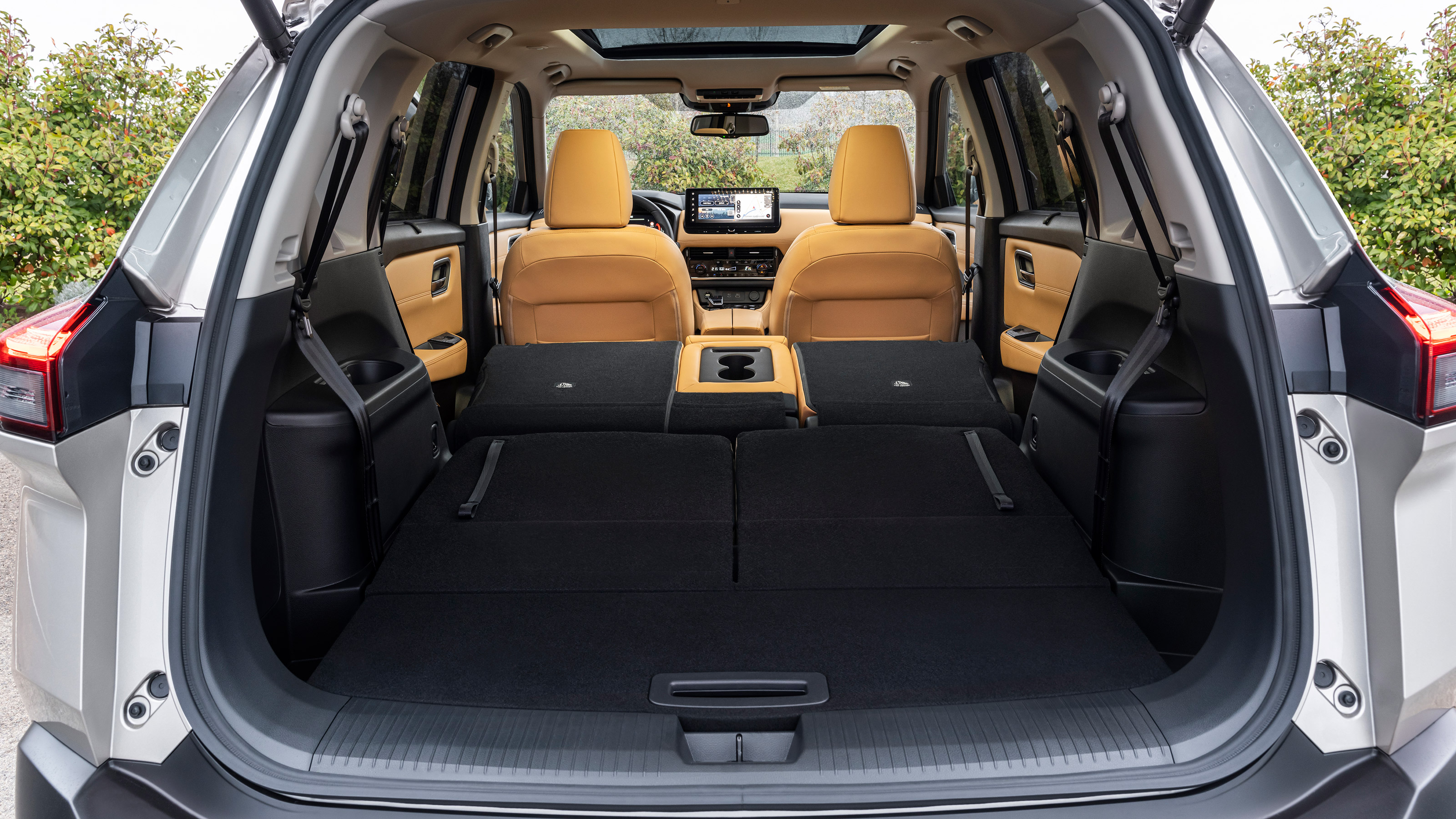 Nissan X-Trail SUV boot seats folded