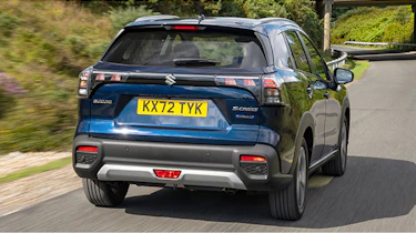 Suzuki S-Cross SUV rear tracking