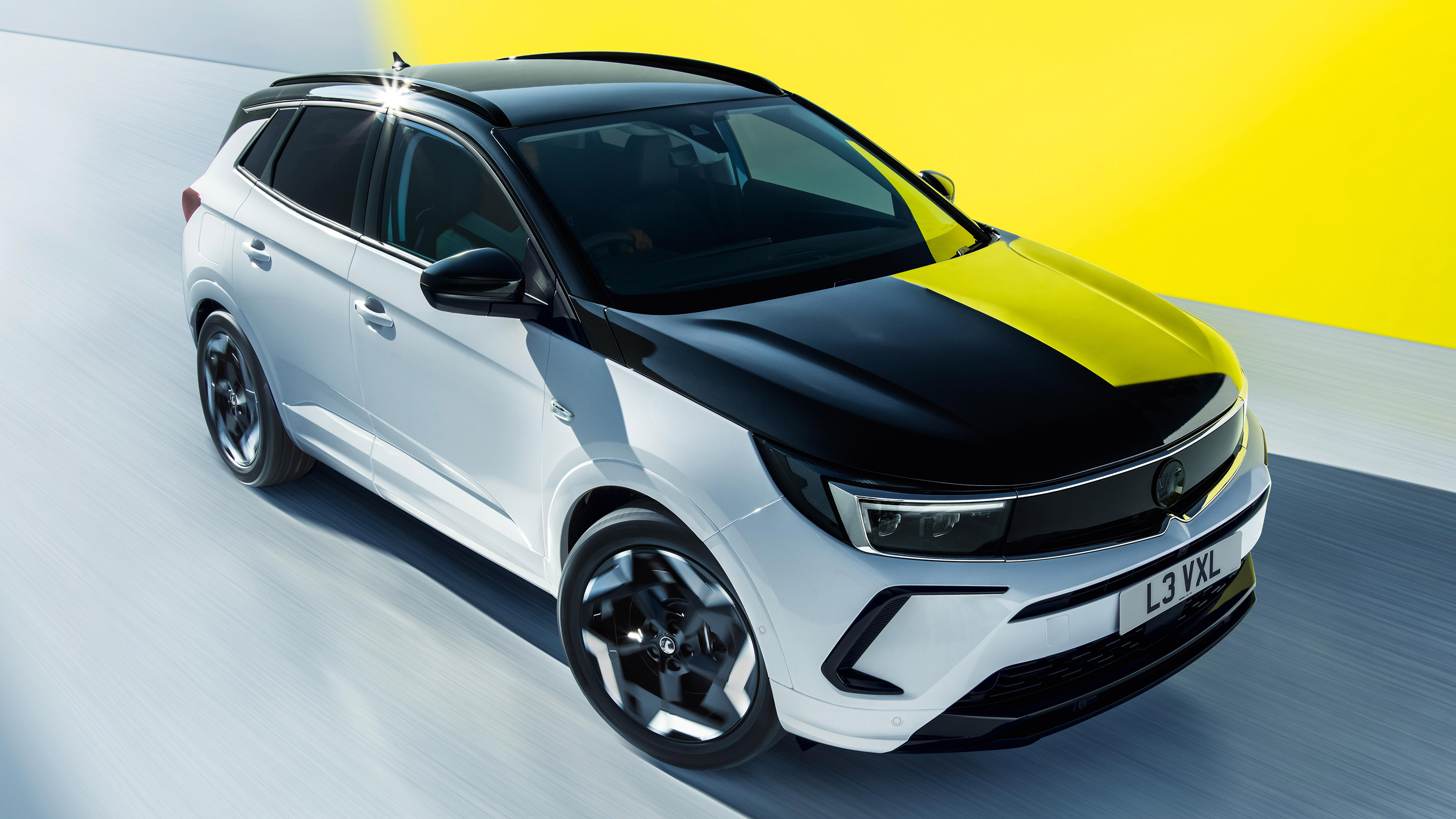 2023 Vauxhall Grandland GSe offside front
