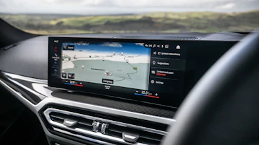 BMW 3 Series saloon infotainment