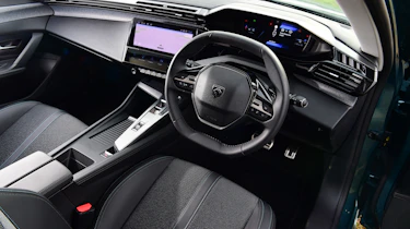 Peugeot 308 SW - interior