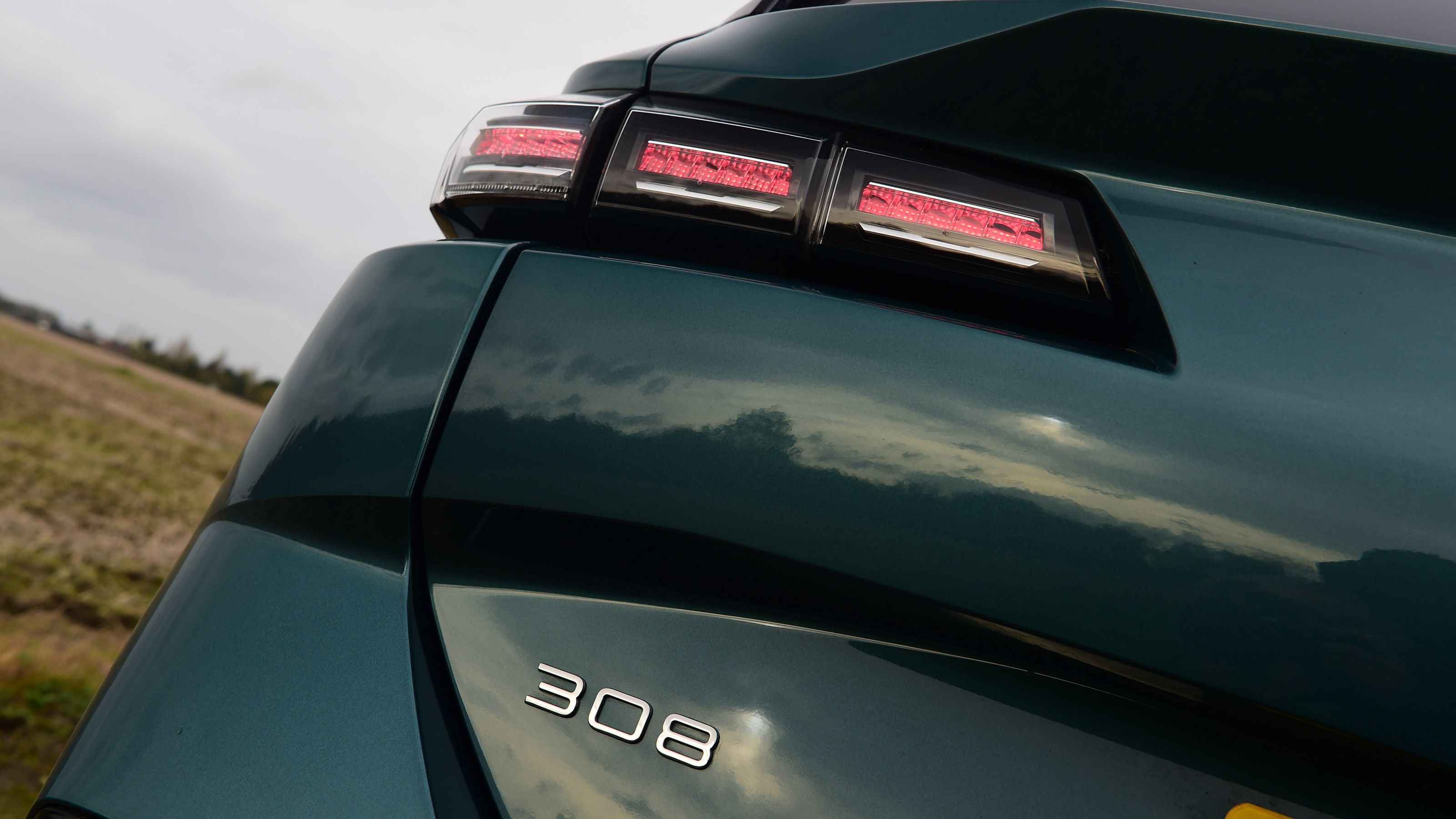Peugeot 308 SW - badge
